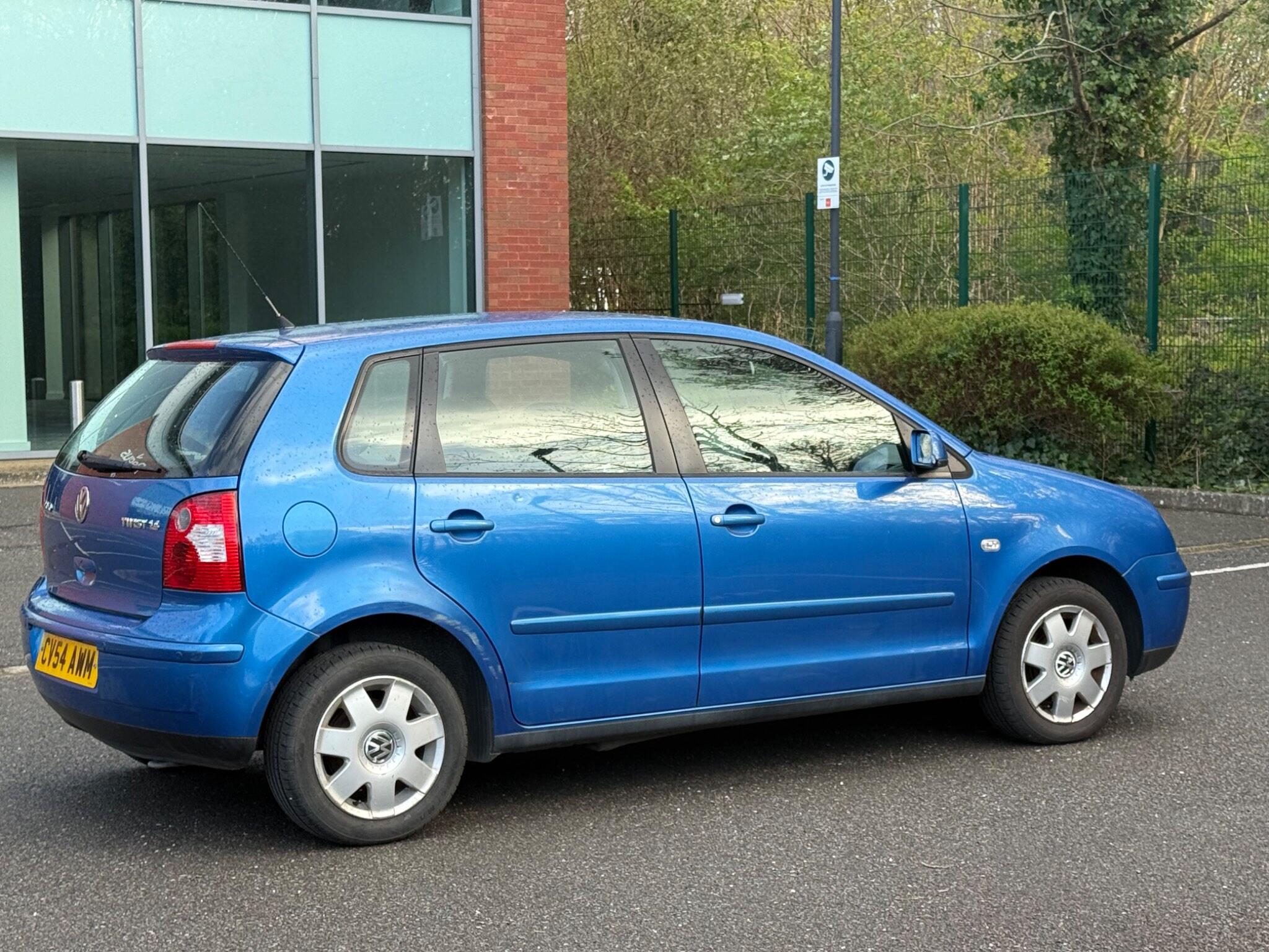 Volkswagen Polo 1.4 Twist 5dr — photo 8 of 34