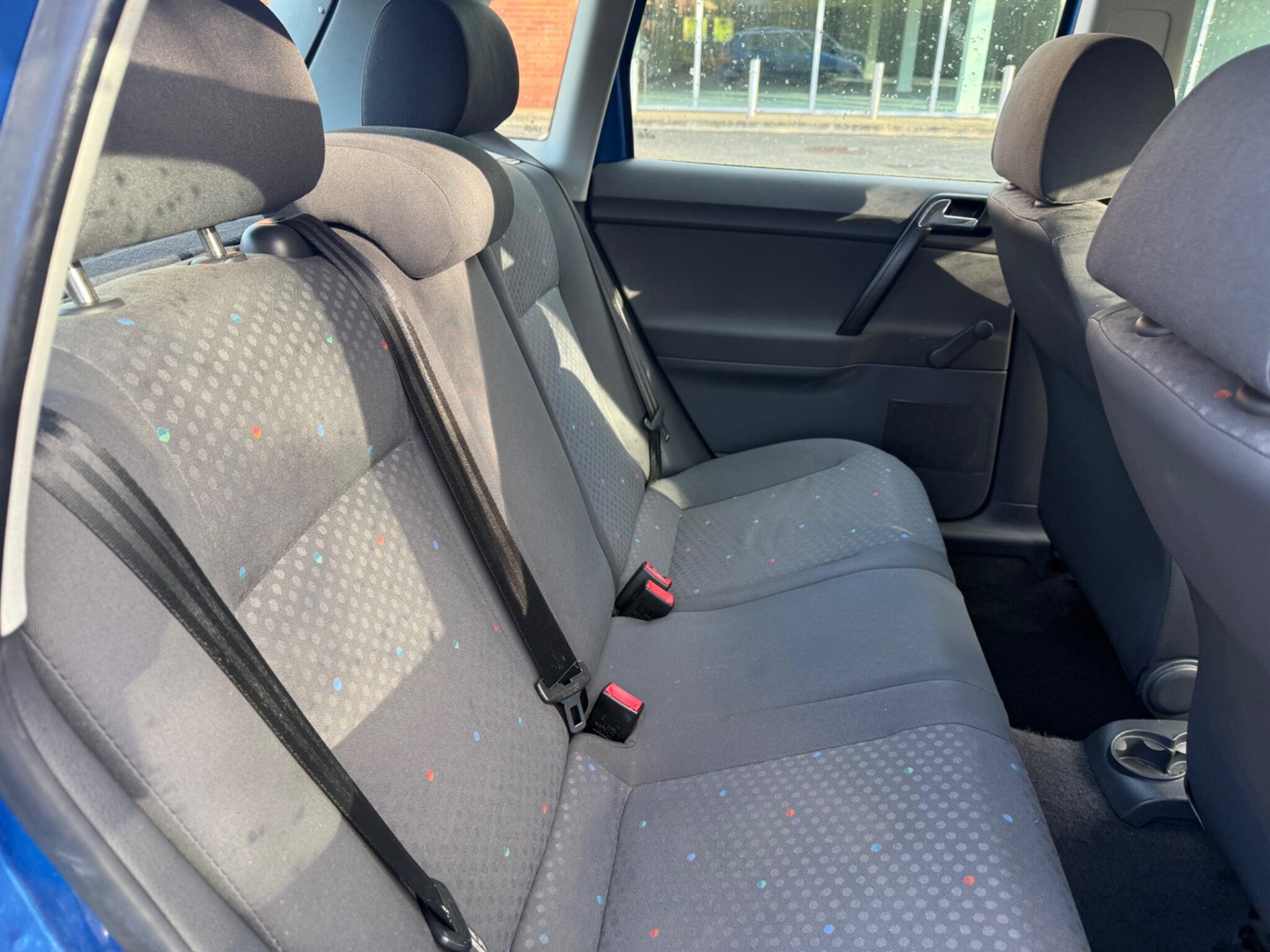 Volkswagen Polo 1.4 Twist 5dr — photo 23 of 34