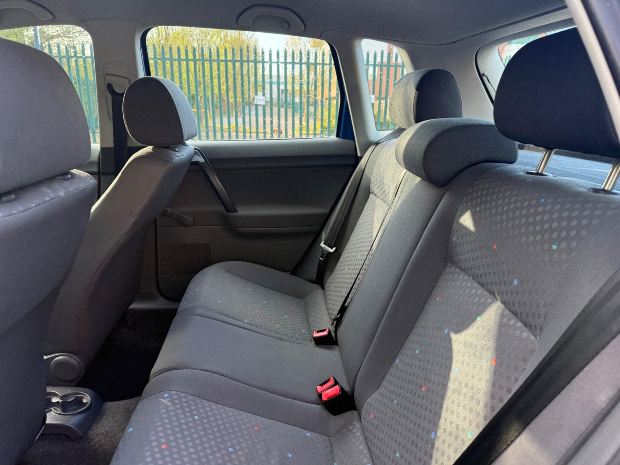 Volkswagen Polo 1.4 Twist 5dr — photo 29 of 34