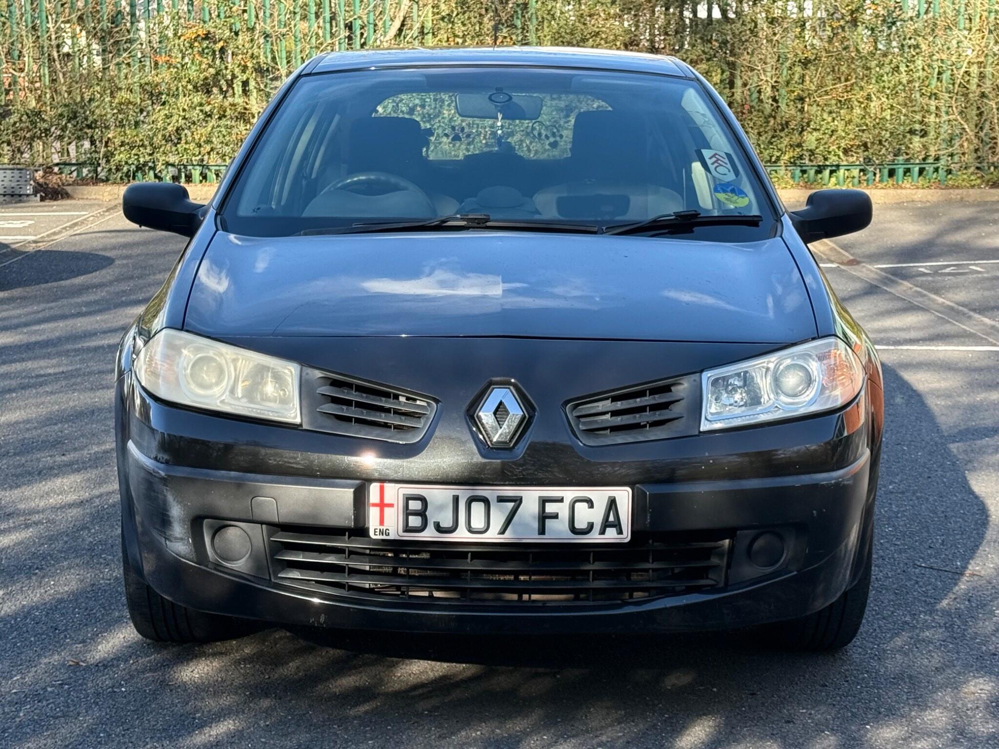 Renault Megane 1.6 VVT Extreme 5dr — photo 11 of 38