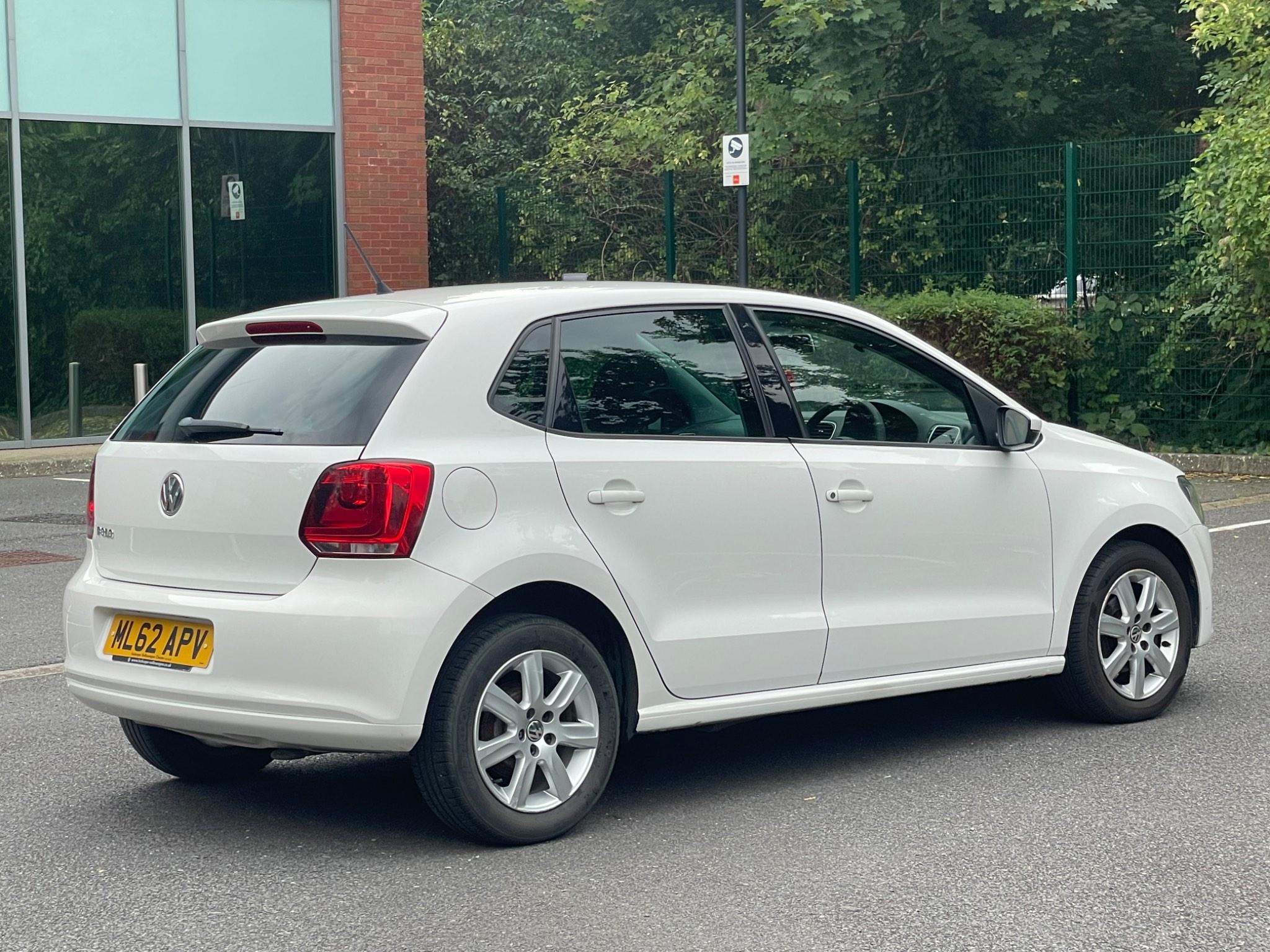 Volkswagen Polo 1.2 Match Euro 5 5dr — photo 10 of 58