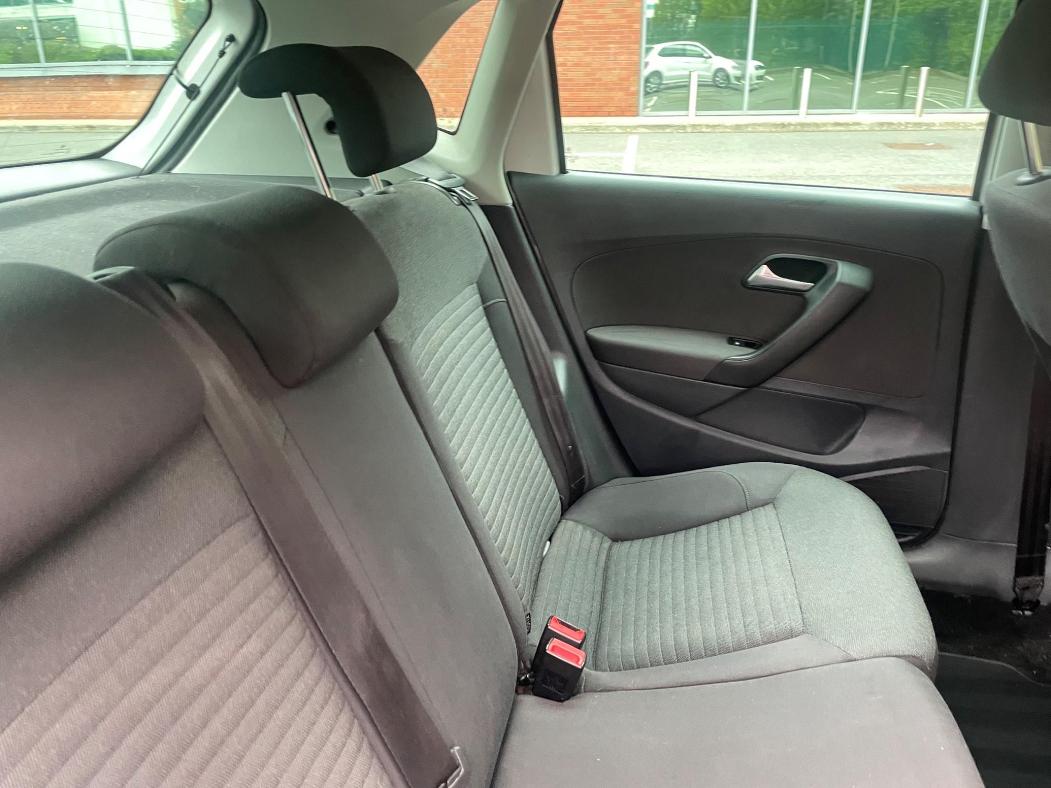 Volkswagen Polo 1.2 Match Euro 5 5dr — photo 46 of 58