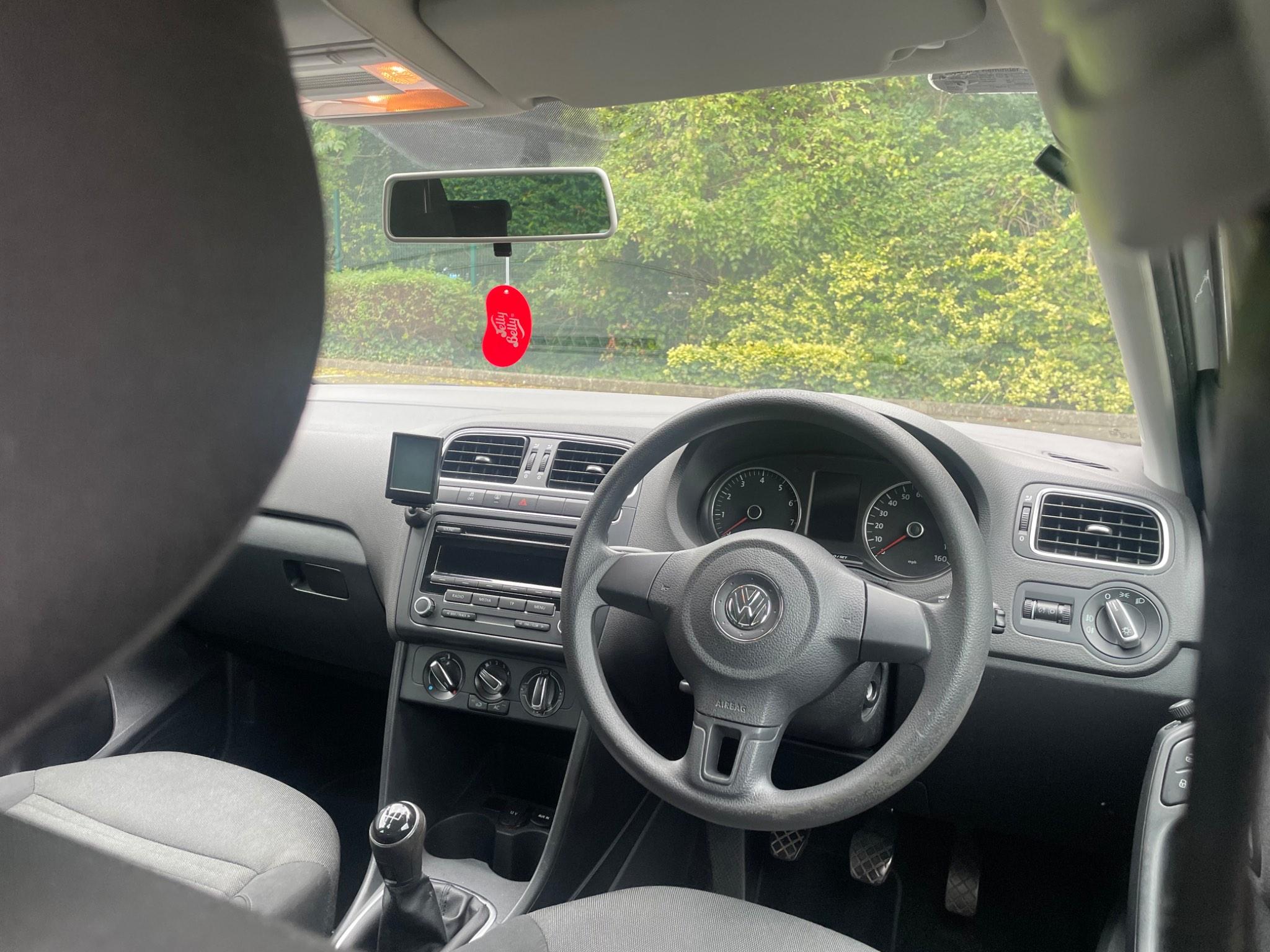 Volkswagen Polo 1.2 Match Euro 5 5dr — photo 49 of 58