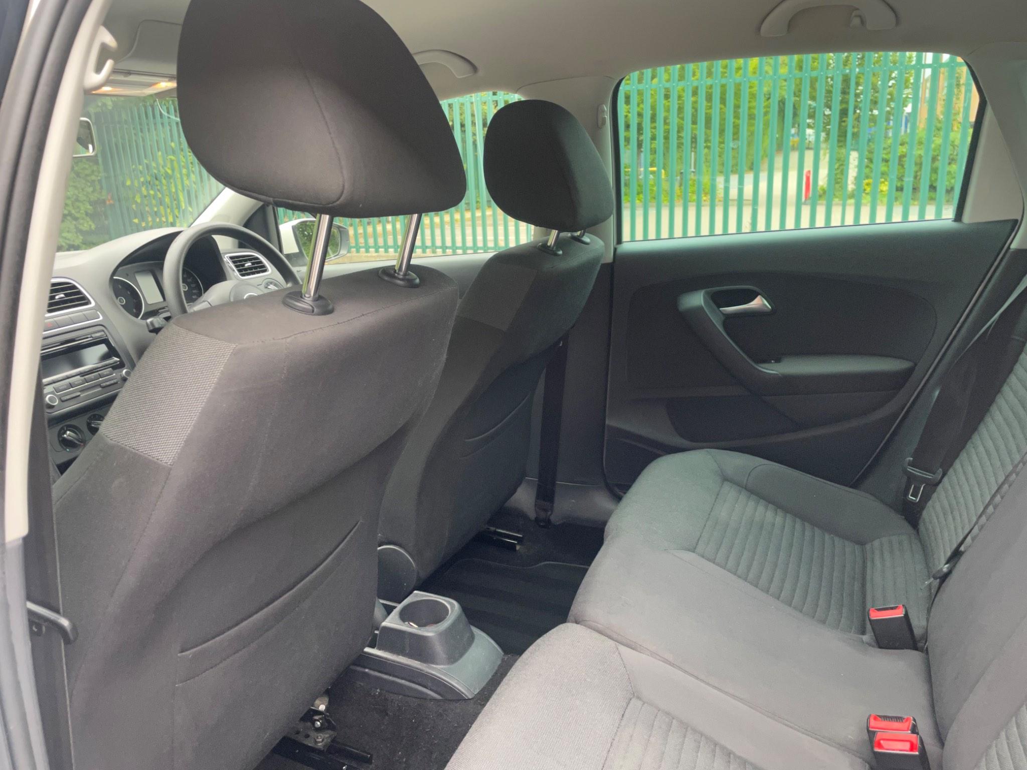 Volkswagen Polo 1.2 Match Euro 5 5dr — photo 52 of 58