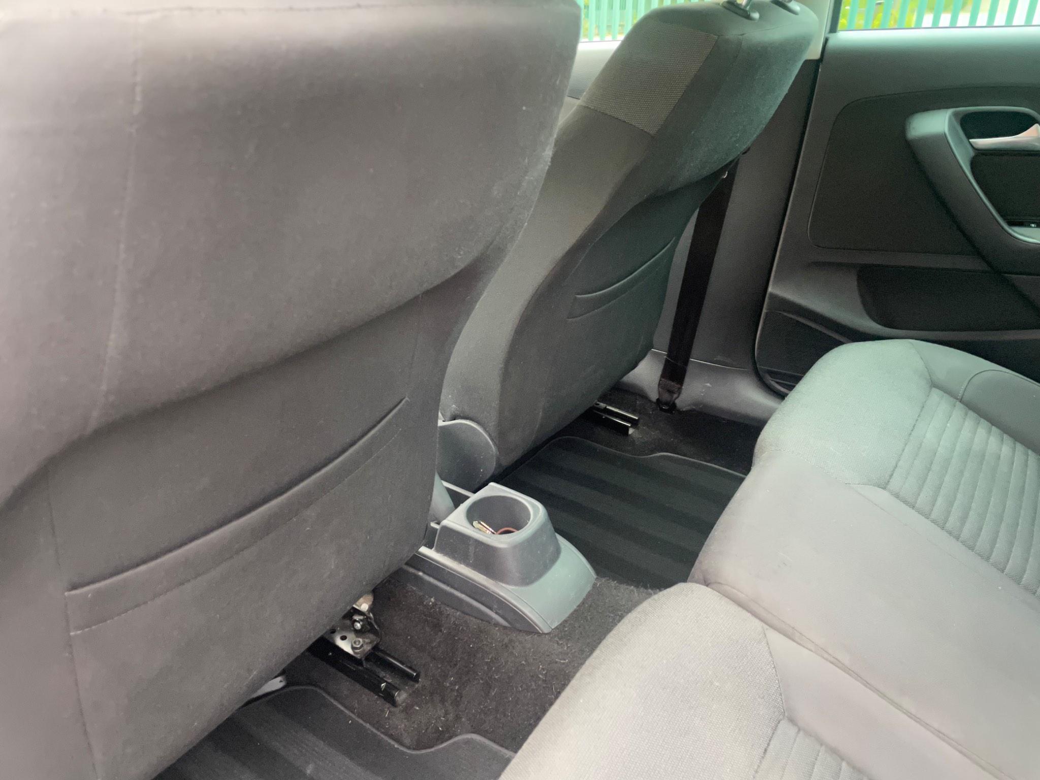 Volkswagen Polo 1.2 Match Euro 5 5dr — photo 55 of 58