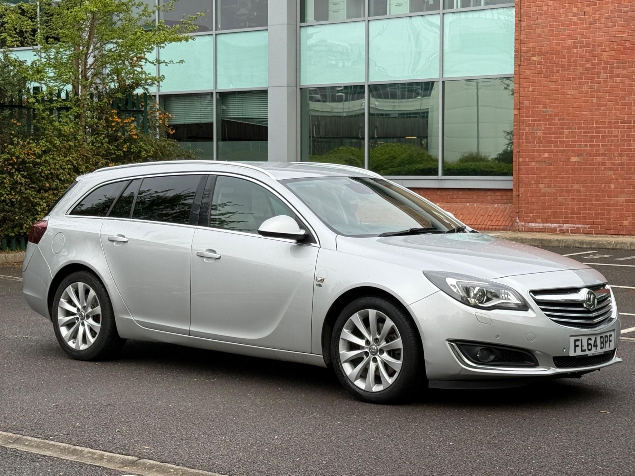 Vauxhall Insignia 2.0 CDTi ecoFLEX Elite Nav Sports Tourer Euro 5 (s/s) 5dr — photo 5 of 75