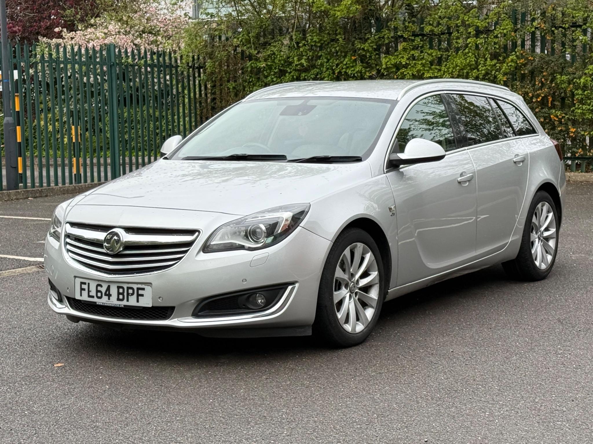 Vauxhall Insignia 2.0 CDTi ecoFLEX Elite Nav Sports Tourer Euro 5 (s/s) 5dr — photo 28 of 75