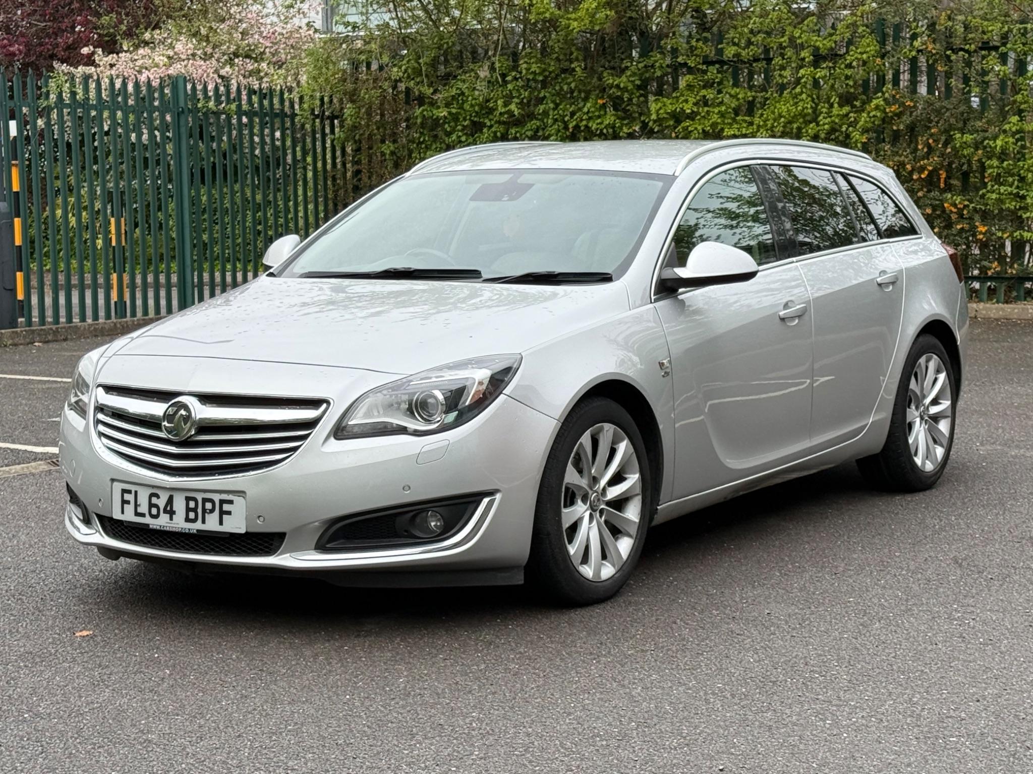 Vauxhall Insignia 2.0 CDTi ecoFLEX Elite Nav Sports Tourer Euro 5 (s/s) 5dr — photo 29 of 75