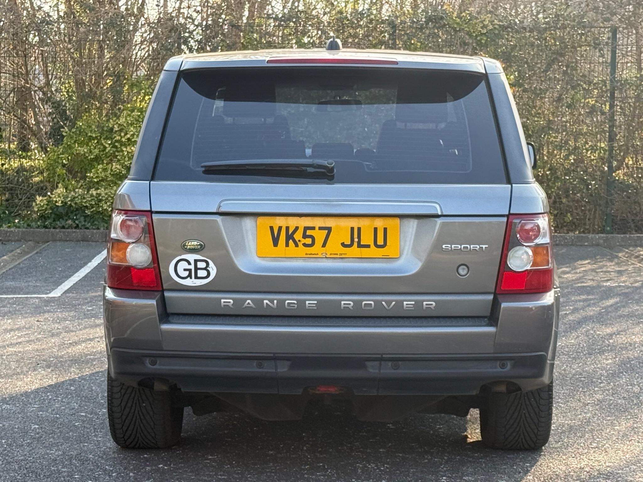 Land Rover Range Rover Sport 2.7 TD V6 S 5dr — photo 7 of 40