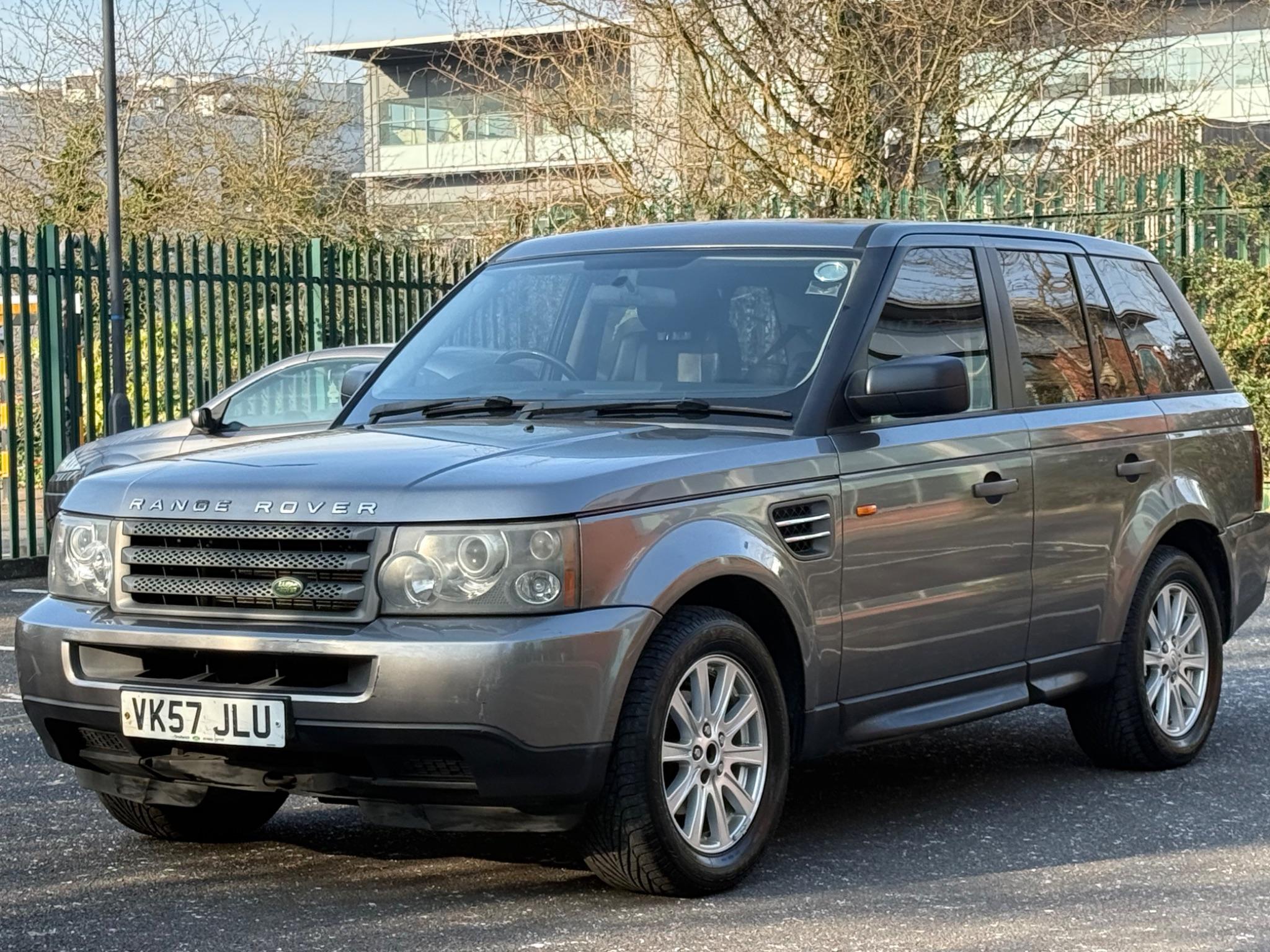 Land Rover Range Rover Sport 2.7 TD V6 S 5dr — photo 13 of 40