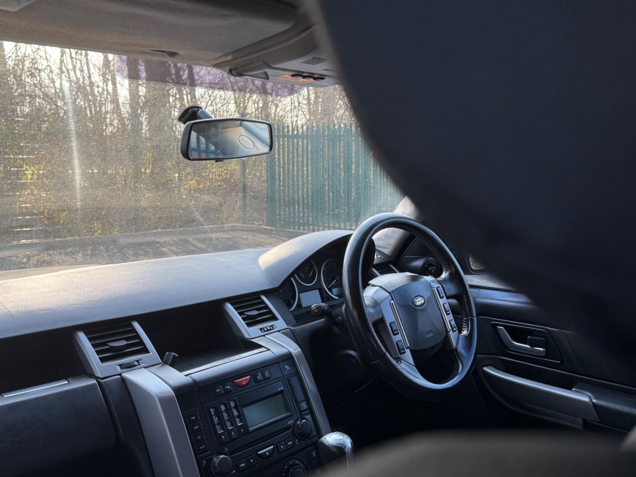 Land Rover Range Rover Sport 2.7 TD V6 S 5dr — photo 37 of 40