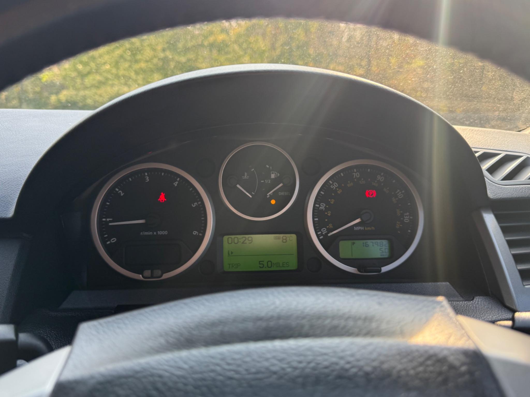 Land Rover Range Rover Sport 2.7 TD V6 S 5dr — photo 40 of 40