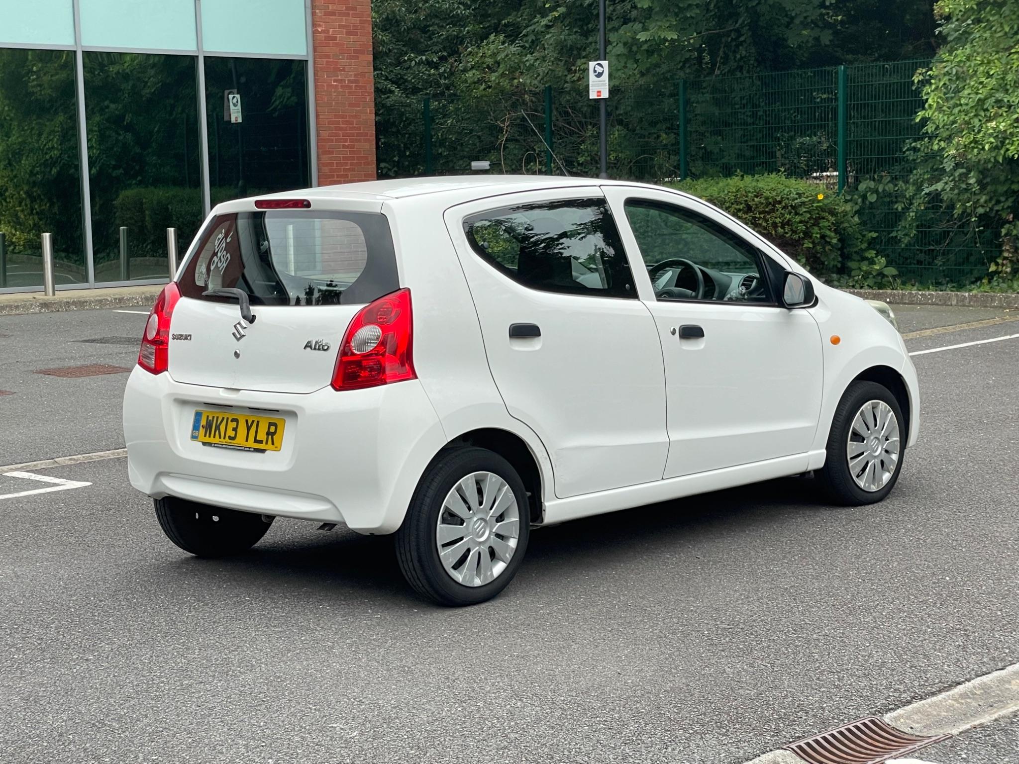 Suzuki Alto 1.0 12V SZ Euro 5 5dr — photo 5 of 37