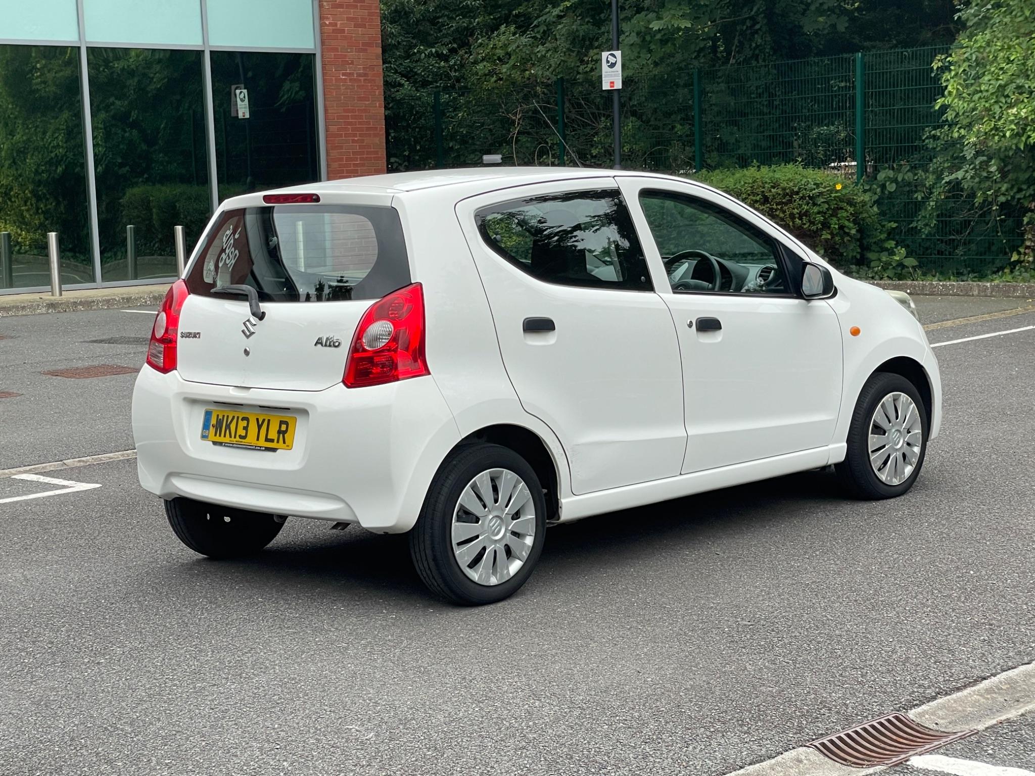Suzuki Alto 1.0 12V SZ Euro 5 5dr — photo 8 of 37
