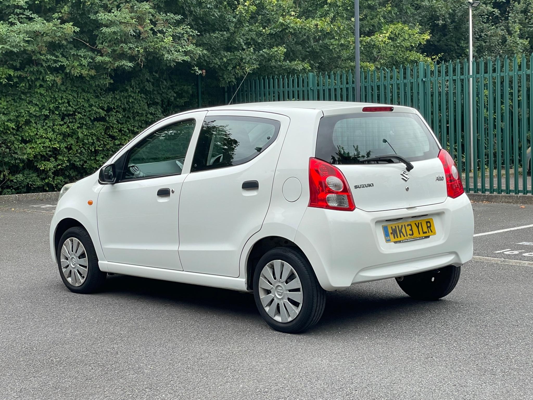 Suzuki Alto 1.0 12V SZ Euro 5 5dr — photo 9 of 37