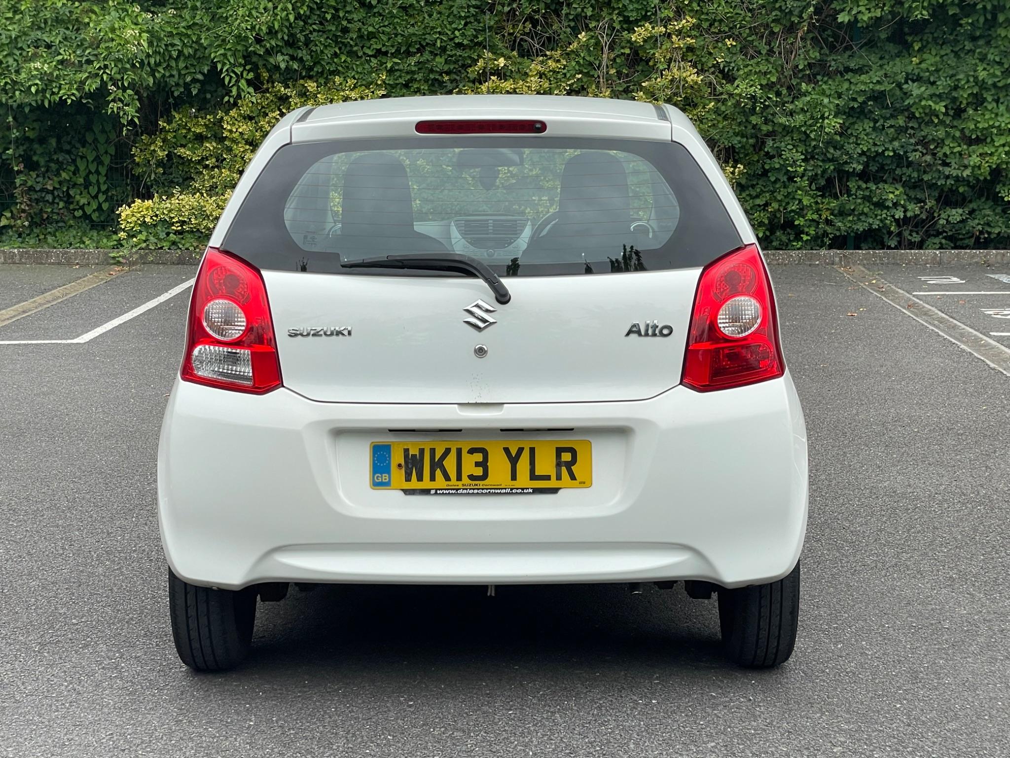 Suzuki Alto 1.0 12V SZ Euro 5 5dr — photo 11 of 37