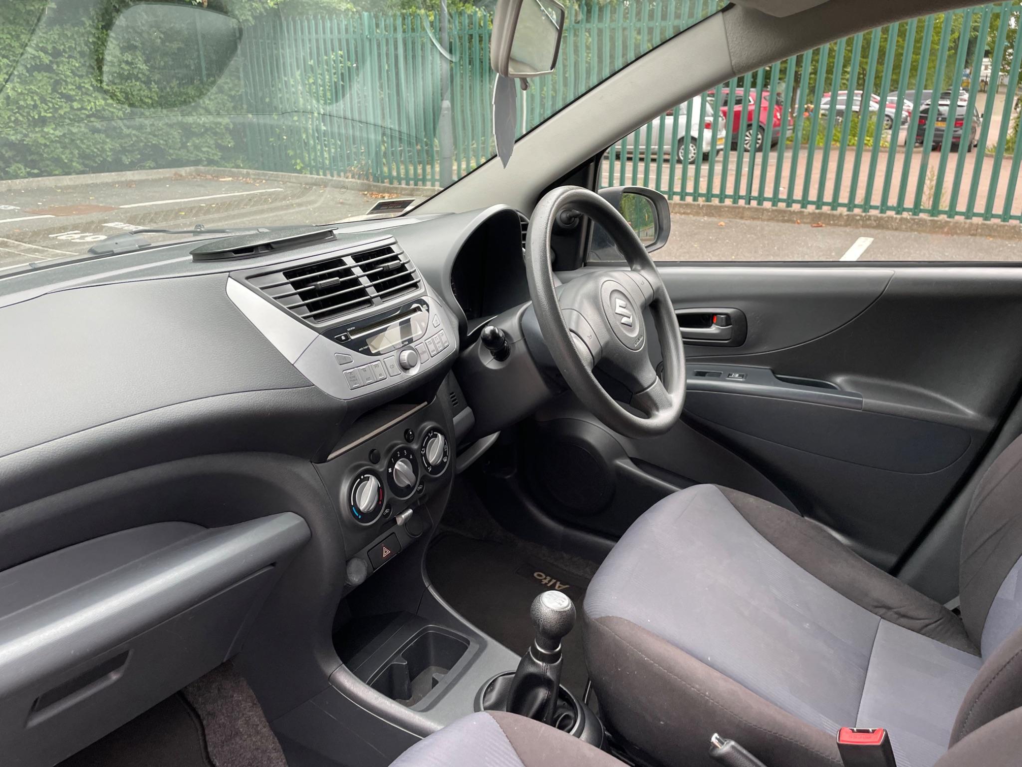 Suzuki Alto 1.0 12V SZ Euro 5 5dr — photo 20 of 37