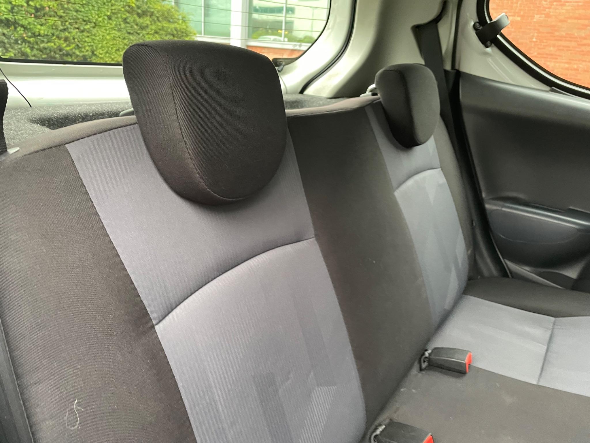 Suzuki Alto 1.0 12V SZ Euro 5 5dr — photo 32 of 37