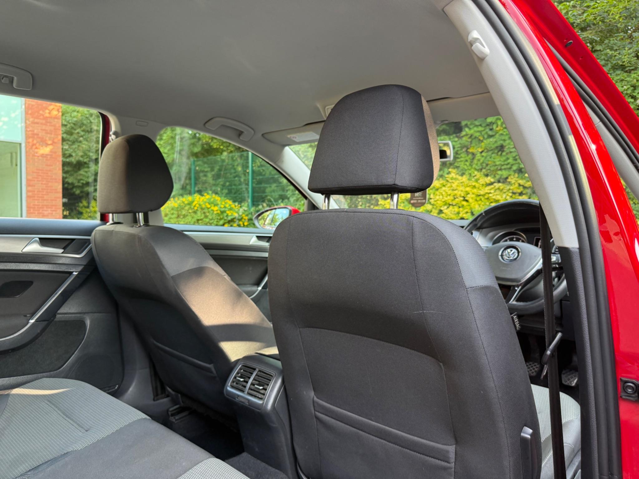 Volkswagen Golf 1.4 TSI BlueMotion Tech SE Euro 5 (s/s) 5dr — photo 46 of 59