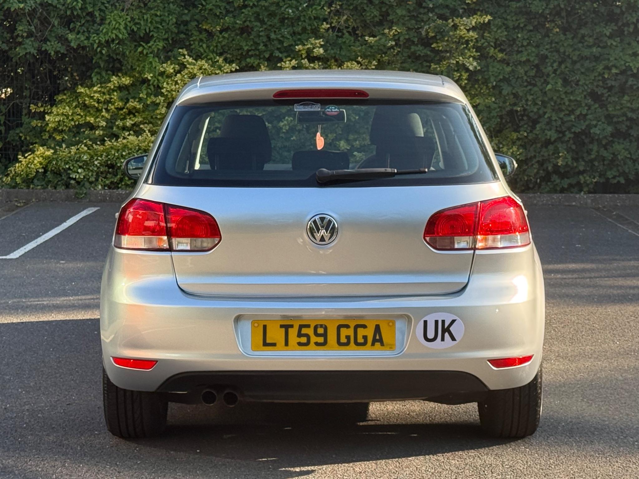 Volkswagen Golf 1.4 TSI SE DSG Euro 5 5dr — photo 17 of 65