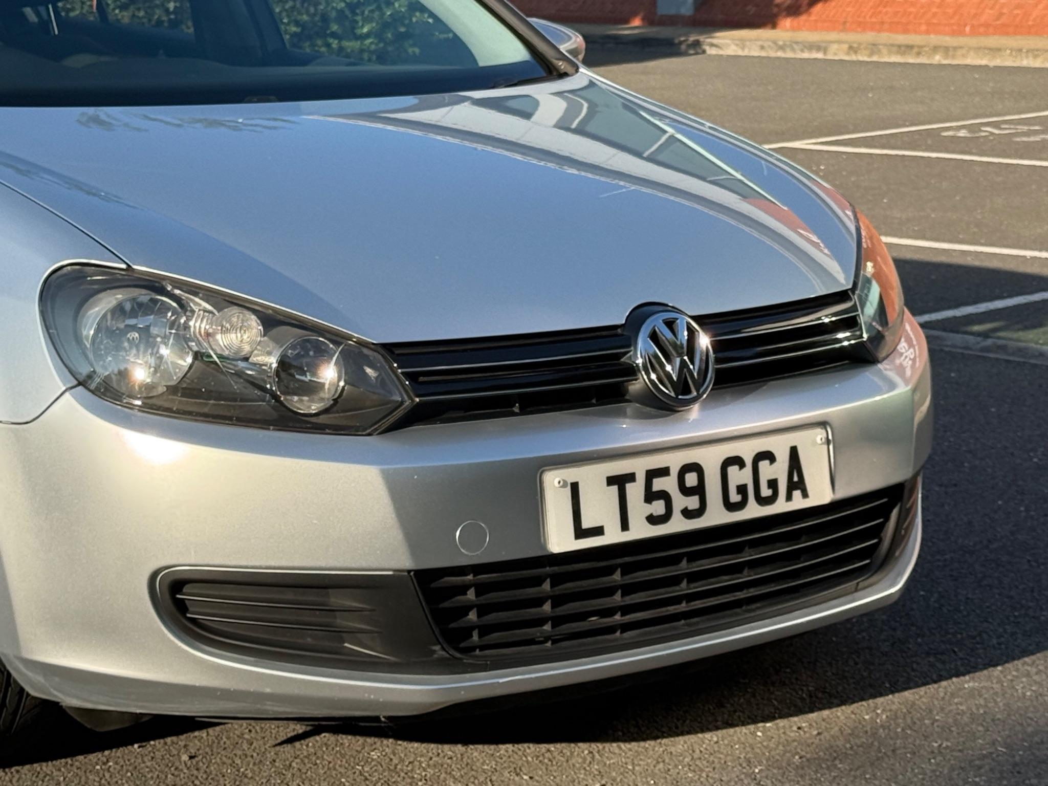 Volkswagen Golf 1.4 TSI SE DSG Euro 5 5dr — photo 29 of 65
