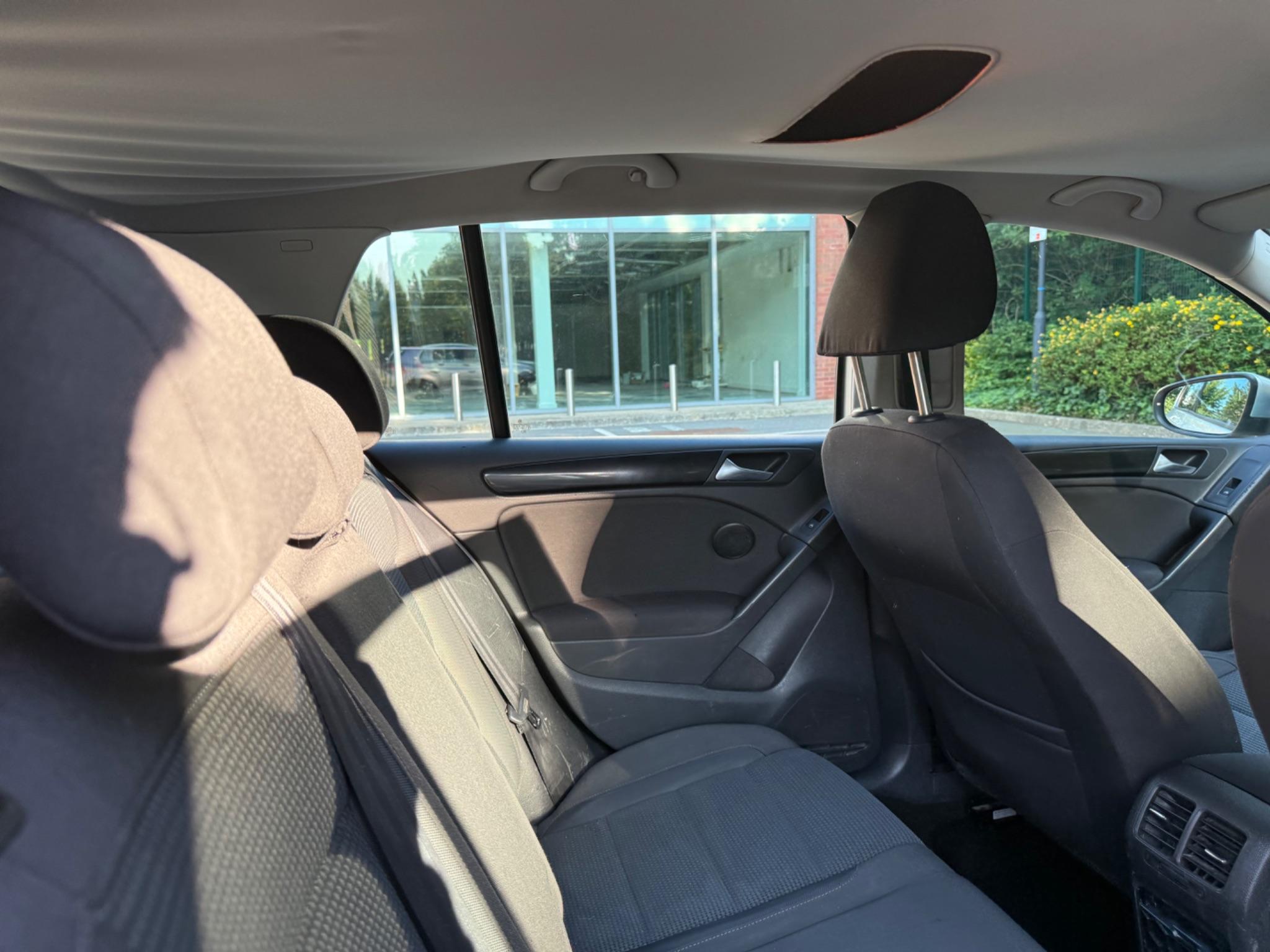 Volkswagen Golf 1.4 TSI SE DSG Euro 5 5dr — photo 57 of 65