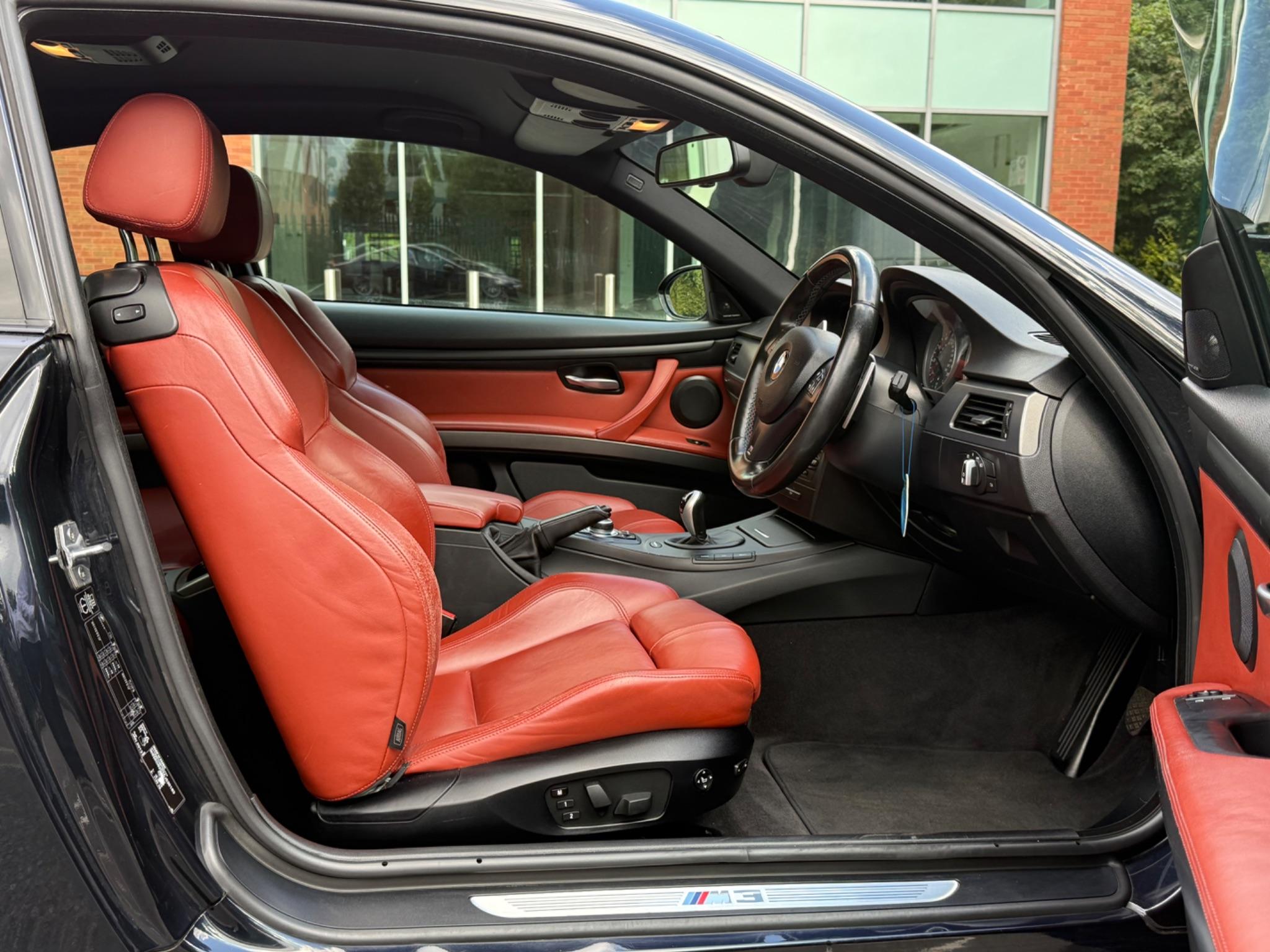 BMW M3 4.0 iV8 DCT Euro 5 2dr — photo 51 of 98