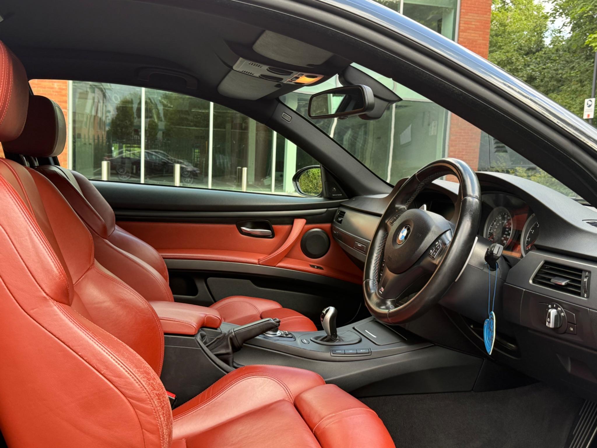 BMW M3 4.0 iV8 DCT Euro 5 2dr — photo 55 of 98