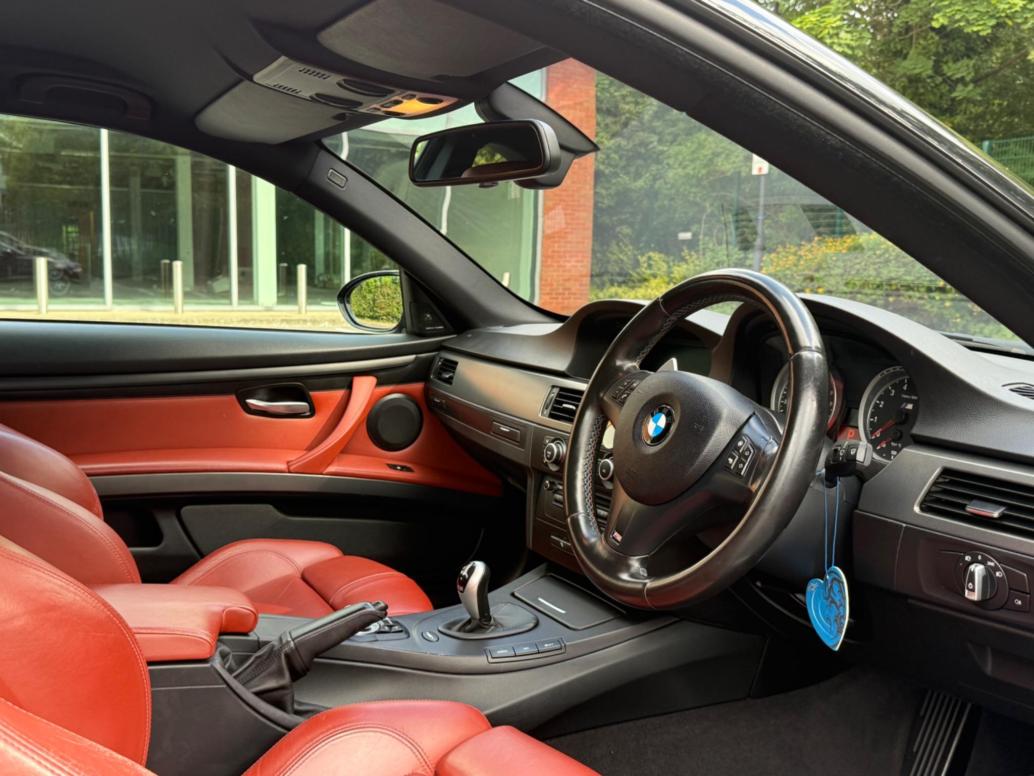 BMW M3 4.0 iV8 DCT Euro 5 2dr — photo 56 of 98