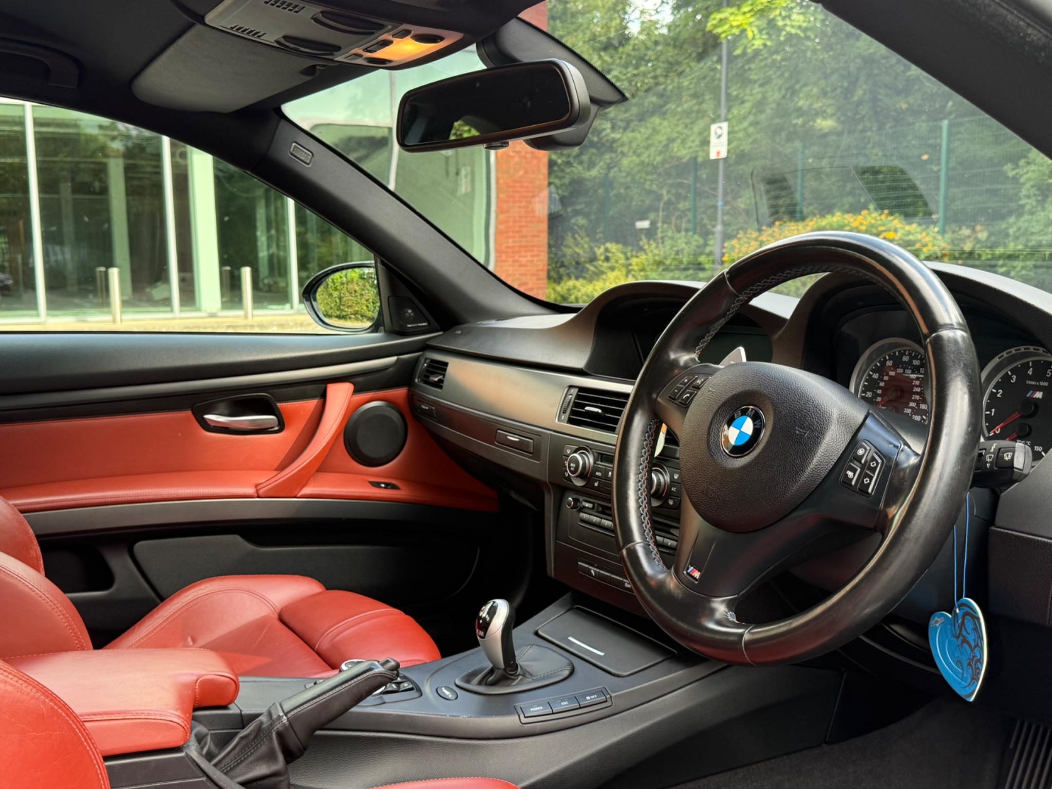 BMW M3 4.0 iV8 DCT Euro 5 2dr — photo 57 of 98