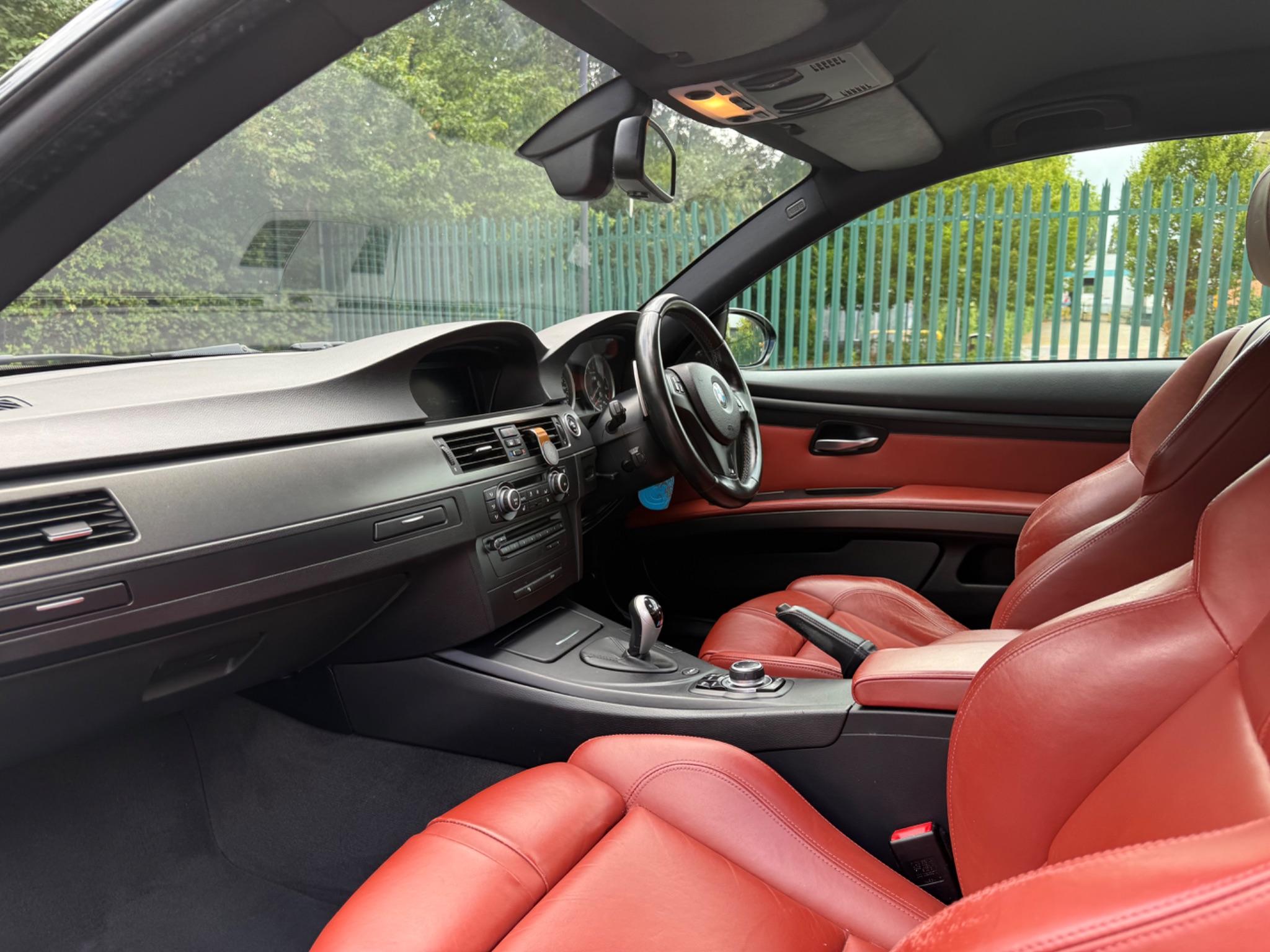 BMW M3 4.0 iV8 DCT Euro 5 2dr — photo 76 of 98