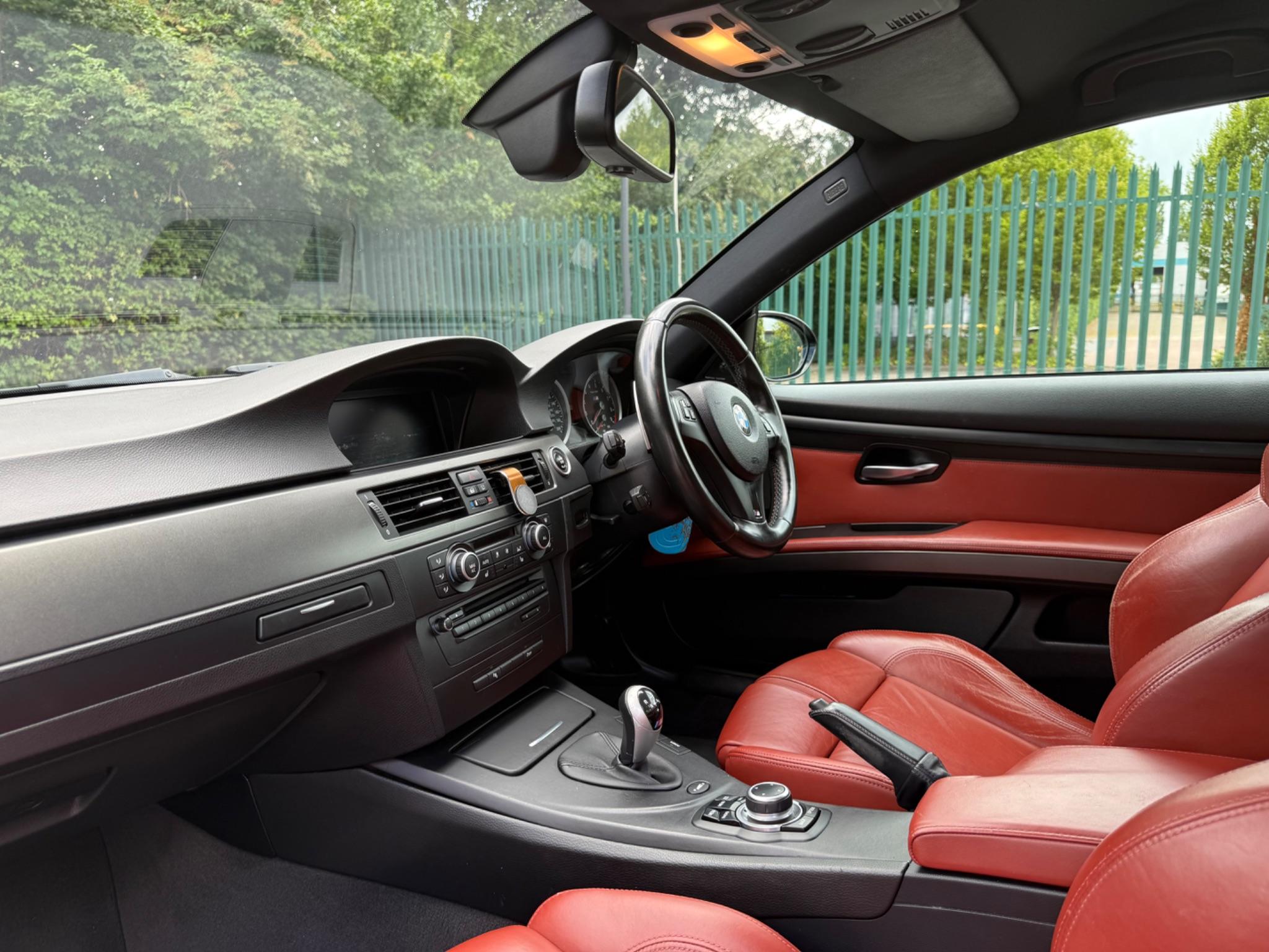 BMW M3 4.0 iV8 DCT Euro 5 2dr — photo 79 of 98
