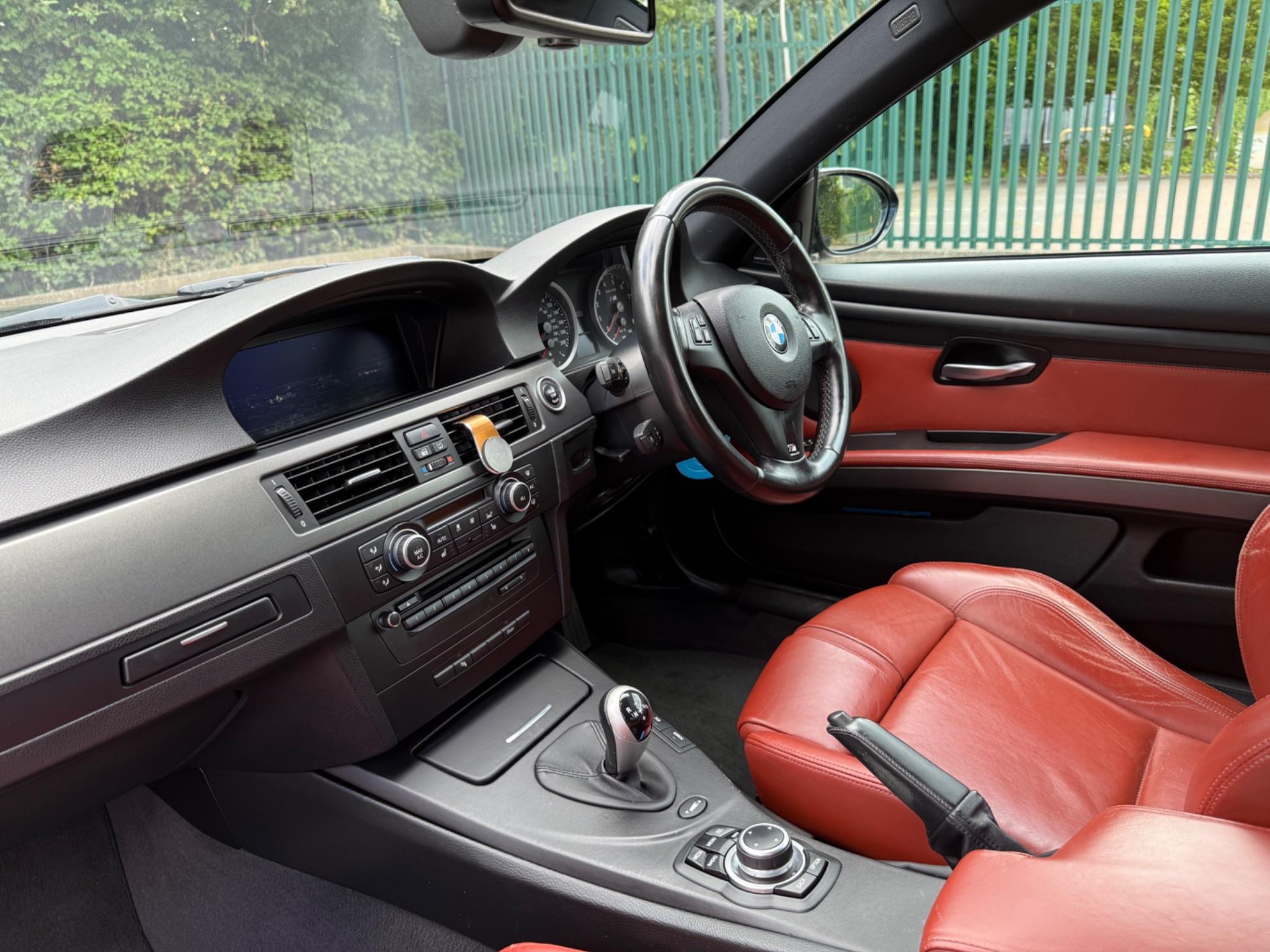BMW M3 4.0 iV8 DCT Euro 5 2dr — photo 80 of 98