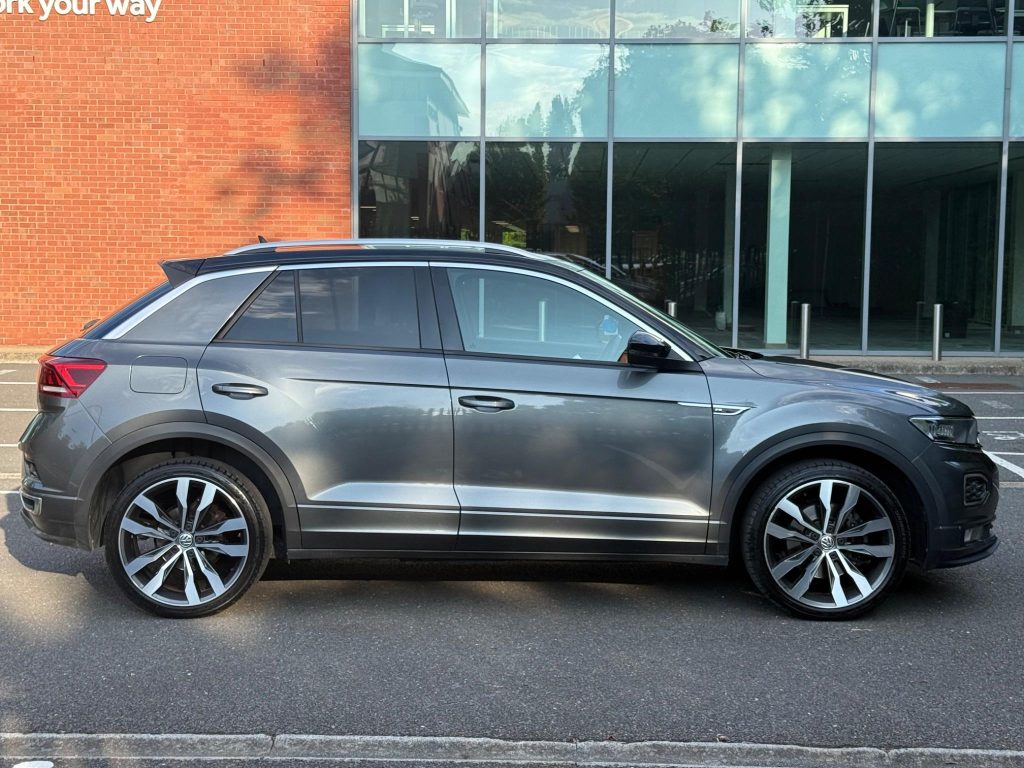 Volkswagen T-Roc 1.5 TSI EVO R-Line Euro 6 (s/s) 5dr — photo 7 of 48