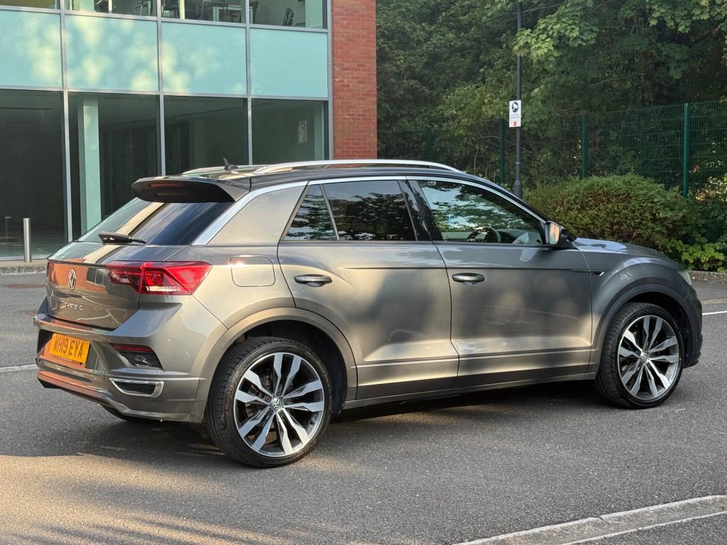 Volkswagen T-Roc 1.5 TSI EVO R-Line Euro 6 (s/s) 5dr — photo 10 of 48