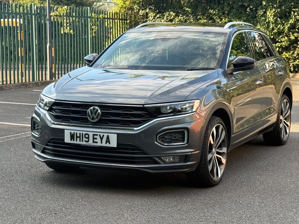 Volkswagen T-Roc 1.5 TSI EVO R-Line Euro 6 (s/s) 5dr — photo 23 of 48