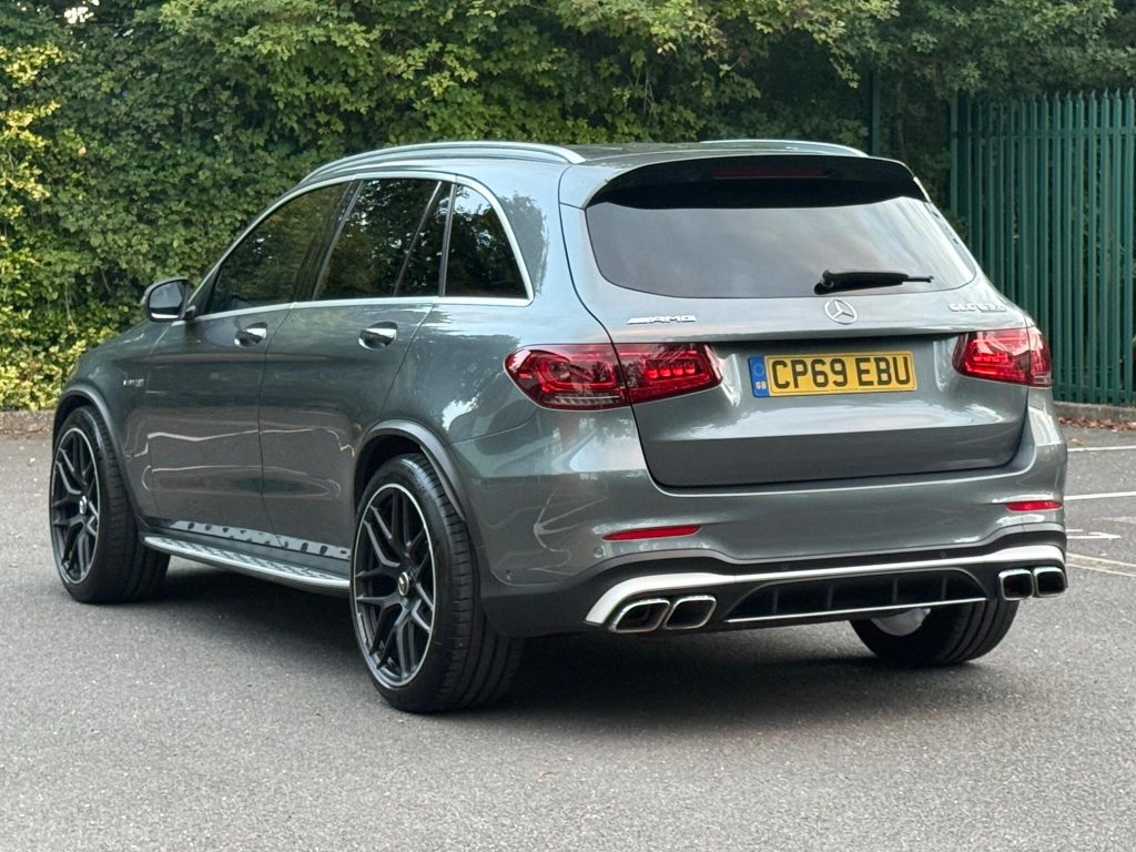 Mercedes-Benz GLC 4.0 GLC63 V8 BiTurbo AMG S (Premium Plus) SpdS MCT 4MATIC+ Euro 6 (s/s) 5dr — photo 17 of 100