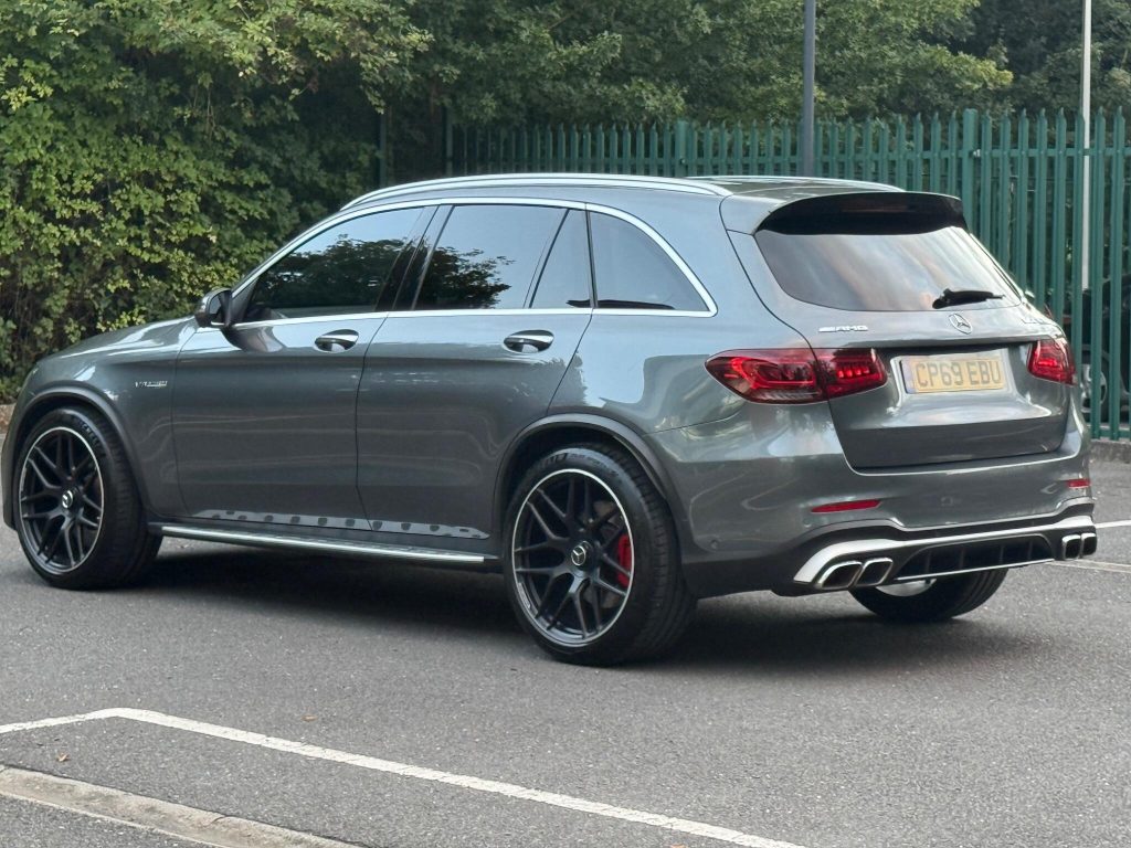 Mercedes-Benz GLC 4.0 GLC63 V8 BiTurbo AMG S (Premium Plus) SpdS MCT 4MATIC+ Euro 6 (s/s) 5dr — photo 18 of 100