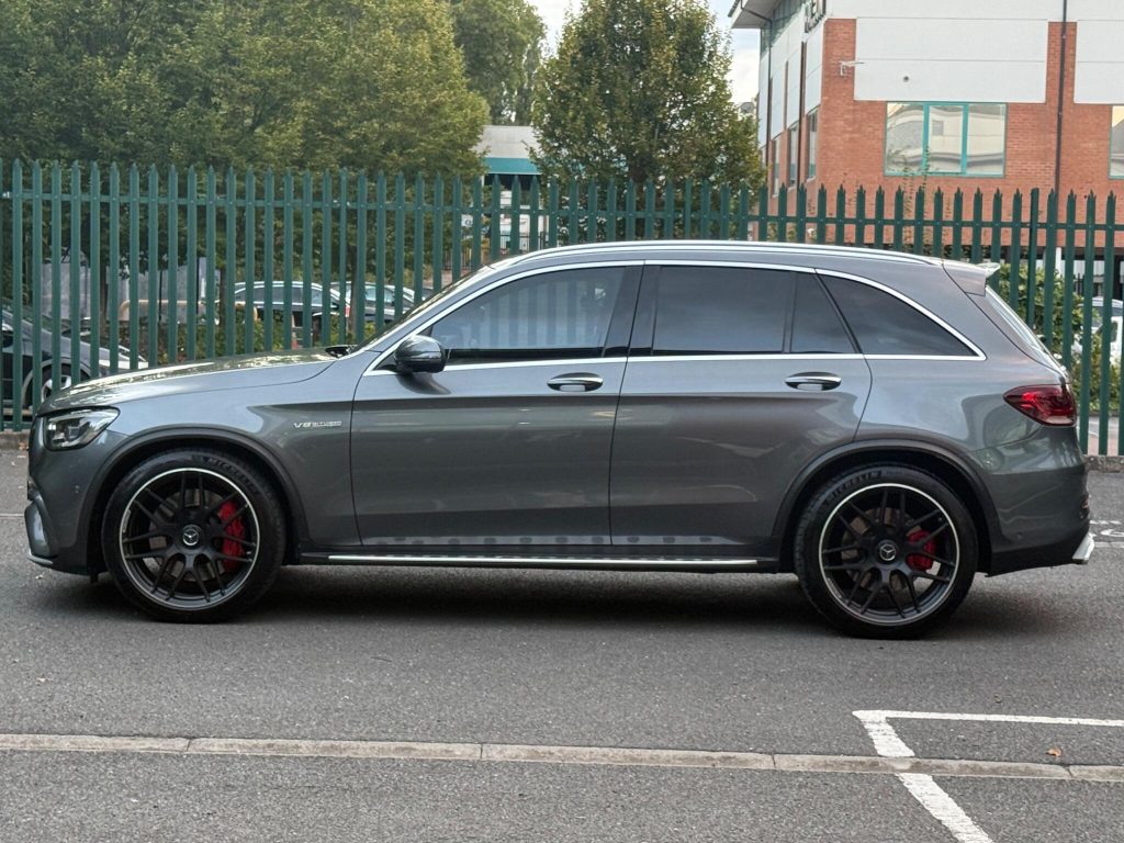 Mercedes-Benz GLC 4.0 GLC63 V8 BiTurbo AMG S (Premium Plus) SpdS MCT 4MATIC+ Euro 6 (s/s) 5dr — photo 23 of 100