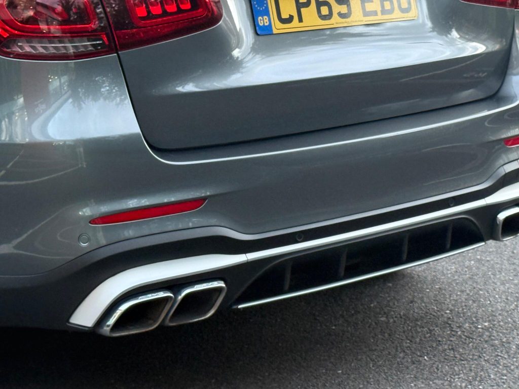 Mercedes-Benz GLC 4.0 GLC63 V8 BiTurbo AMG S (Premium Plus) SpdS MCT 4MATIC+ Euro 6 (s/s) 5dr — photo 25 of 100
