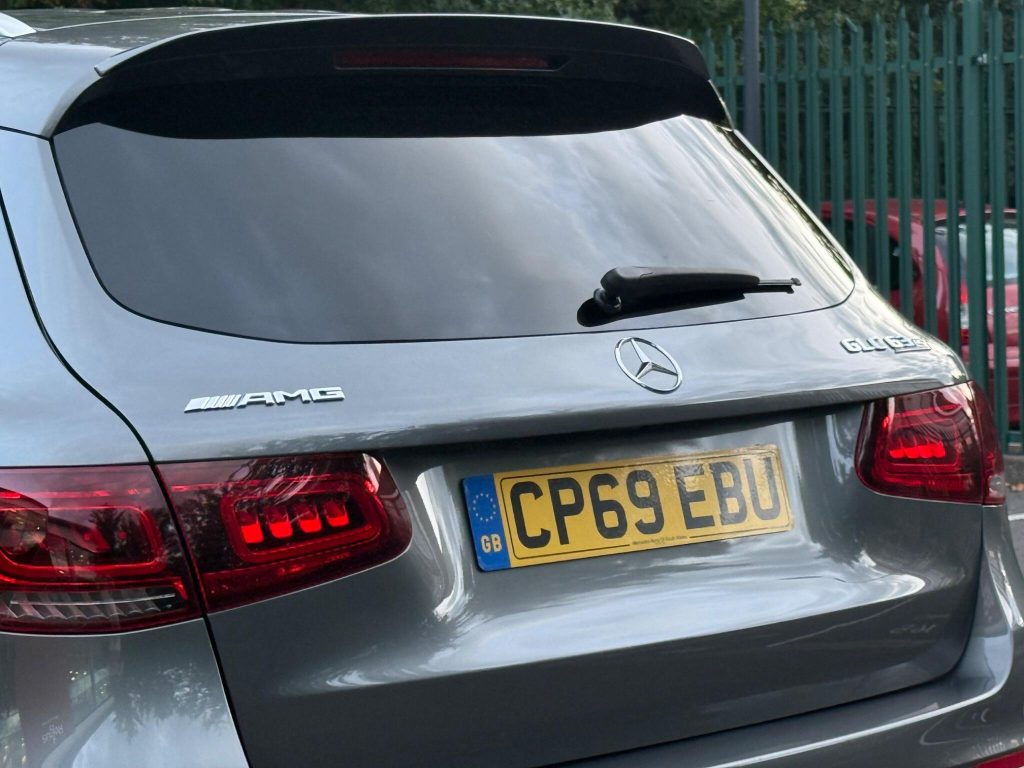 Mercedes-Benz GLC 4.0 GLC63 V8 BiTurbo AMG S (Premium Plus) SpdS MCT 4MATIC+ Euro 6 (s/s) 5dr — photo 26 of 100
