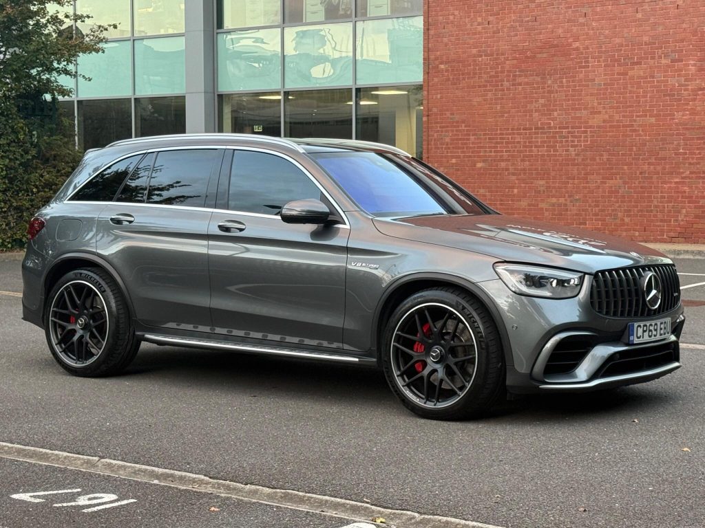 Mercedes-Benz GLC 4.0 GLC63 V8 BiTurbo AMG S (Premium Plus) SpdS MCT 4MATIC+ Euro 6 (s/s) 5dr — photo 27 of 100