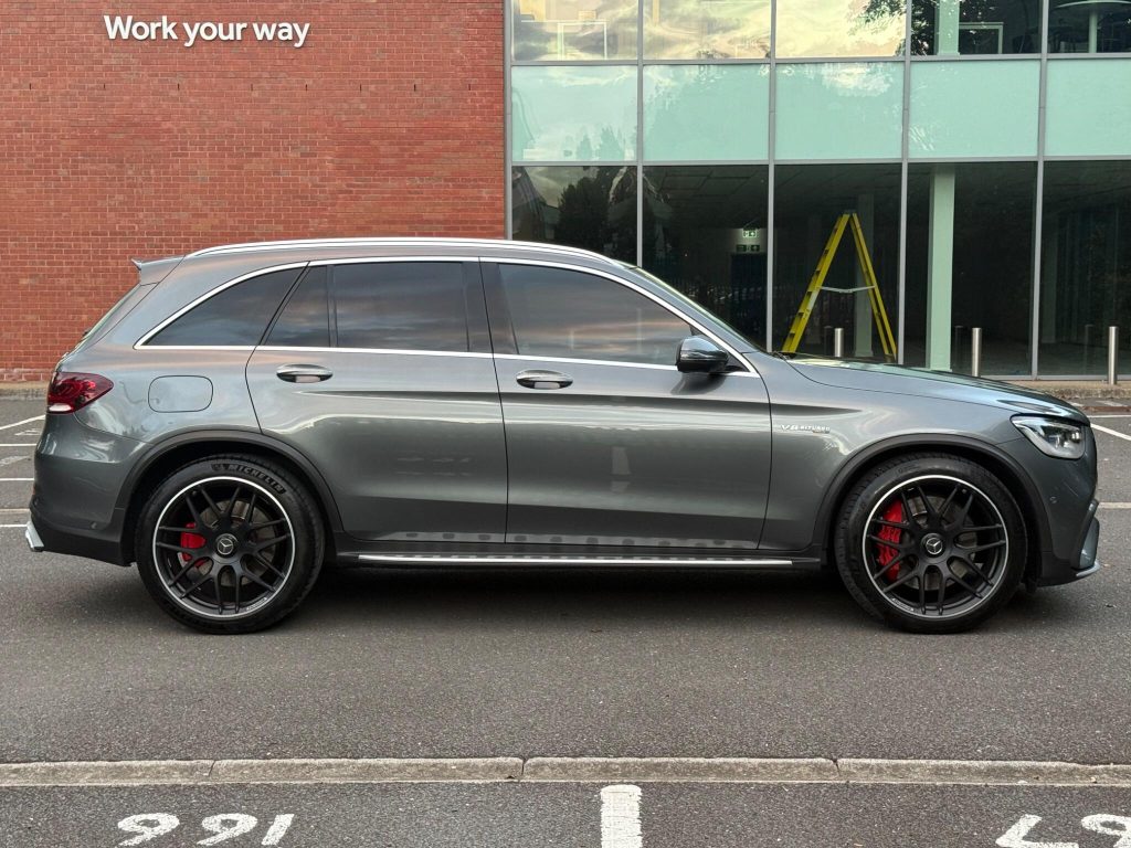 Mercedes-Benz GLC 4.0 GLC63 V8 BiTurbo AMG S (Premium Plus) SpdS MCT 4MATIC+ Euro 6 (s/s) 5dr — photo 29 of 100
