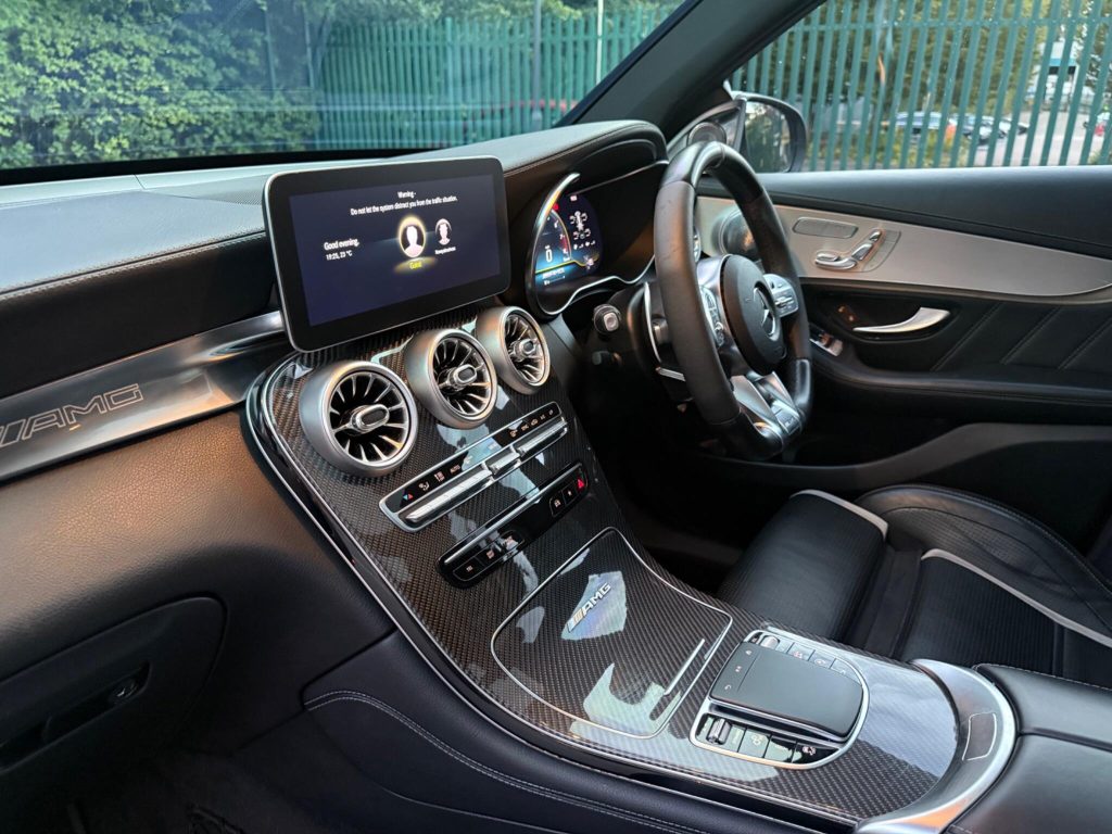 Mercedes-Benz GLC 4.0 GLC63 V8 BiTurbo AMG S (Premium Plus) SpdS MCT 4MATIC+ Euro 6 (s/s) 5dr — photo 40 of 100