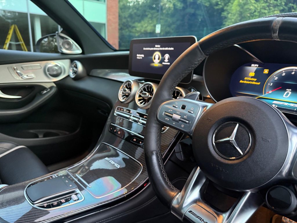 Mercedes-Benz GLC 4.0 GLC63 V8 BiTurbo AMG S (Premium Plus) SpdS MCT 4MATIC+ Euro 6 (s/s) 5dr — photo 43 of 100