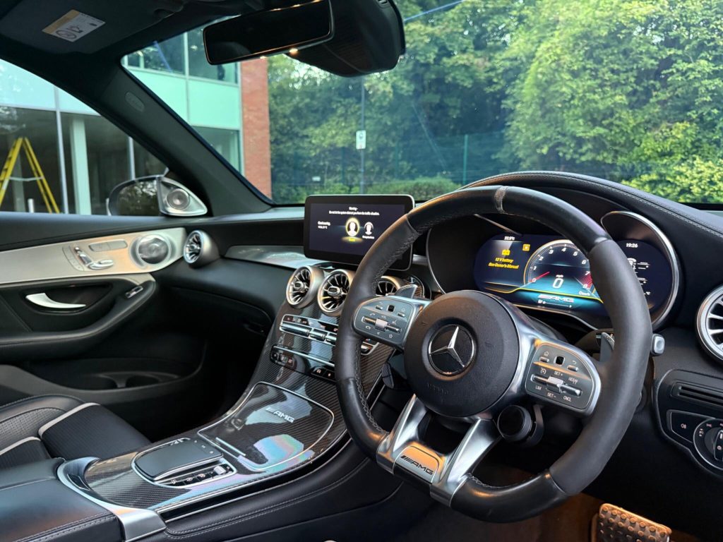 Mercedes-Benz GLC 4.0 GLC63 V8 BiTurbo AMG S (Premium Plus) SpdS MCT 4MATIC+ Euro 6 (s/s) 5dr — photo 44 of 100