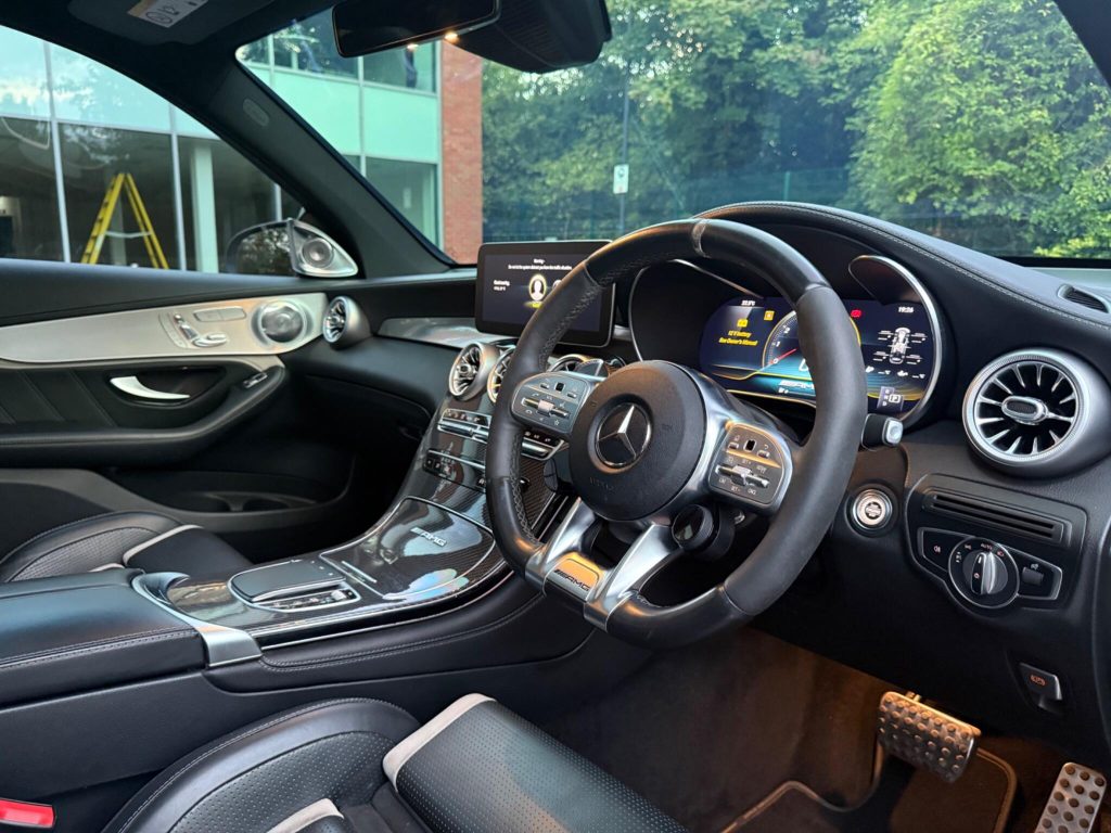 Mercedes-Benz GLC 4.0 GLC63 V8 BiTurbo AMG S (Premium Plus) SpdS MCT 4MATIC+ Euro 6 (s/s) 5dr — photo 45 of 100