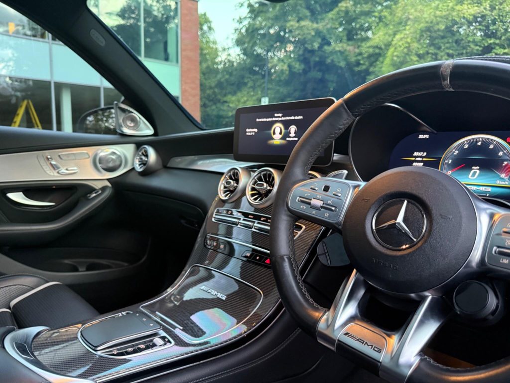 Mercedes-Benz GLC 4.0 GLC63 V8 BiTurbo AMG S (Premium Plus) SpdS MCT 4MATIC+ Euro 6 (s/s) 5dr — photo 50 of 100