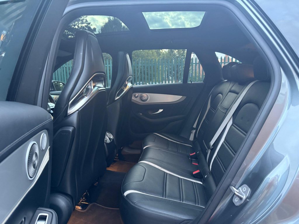 Mercedes-Benz GLC 4.0 GLC63 V8 BiTurbo AMG S (Premium Plus) SpdS MCT 4MATIC+ Euro 6 (s/s) 5dr — photo 61 of 100
