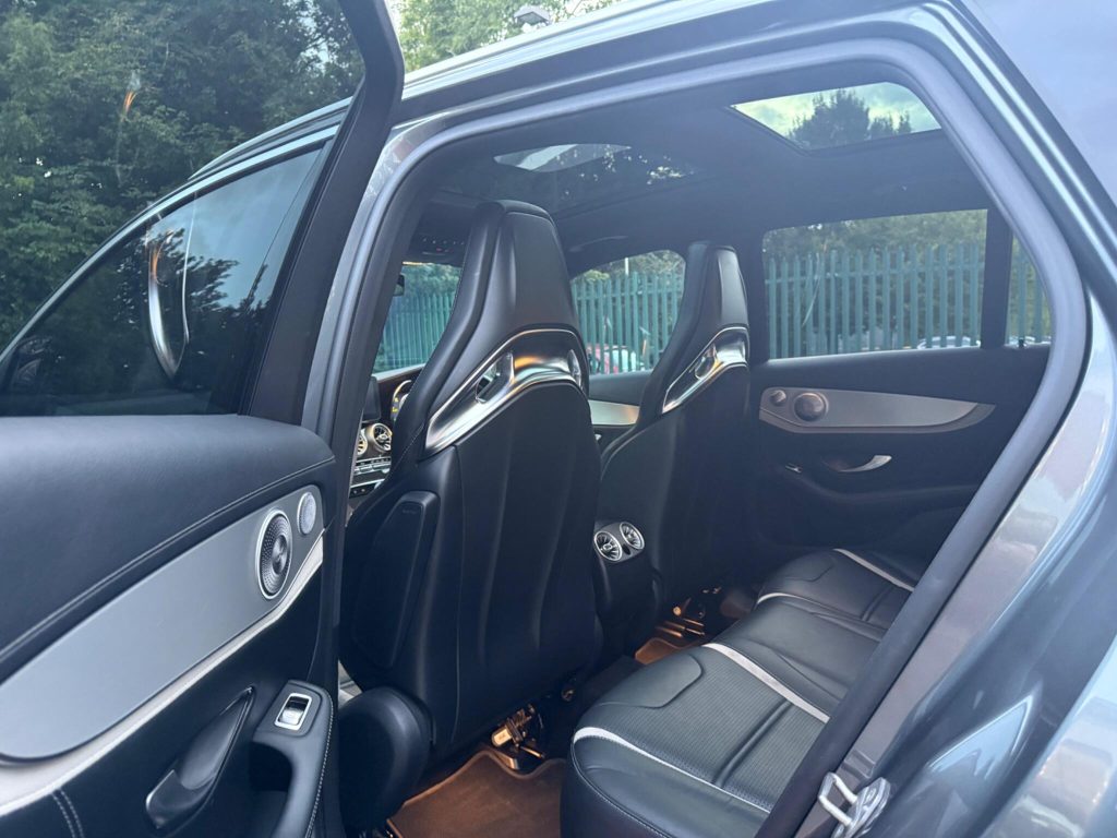 Mercedes-Benz GLC 4.0 GLC63 V8 BiTurbo AMG S (Premium Plus) SpdS MCT 4MATIC+ Euro 6 (s/s) 5dr — photo 62 of 100